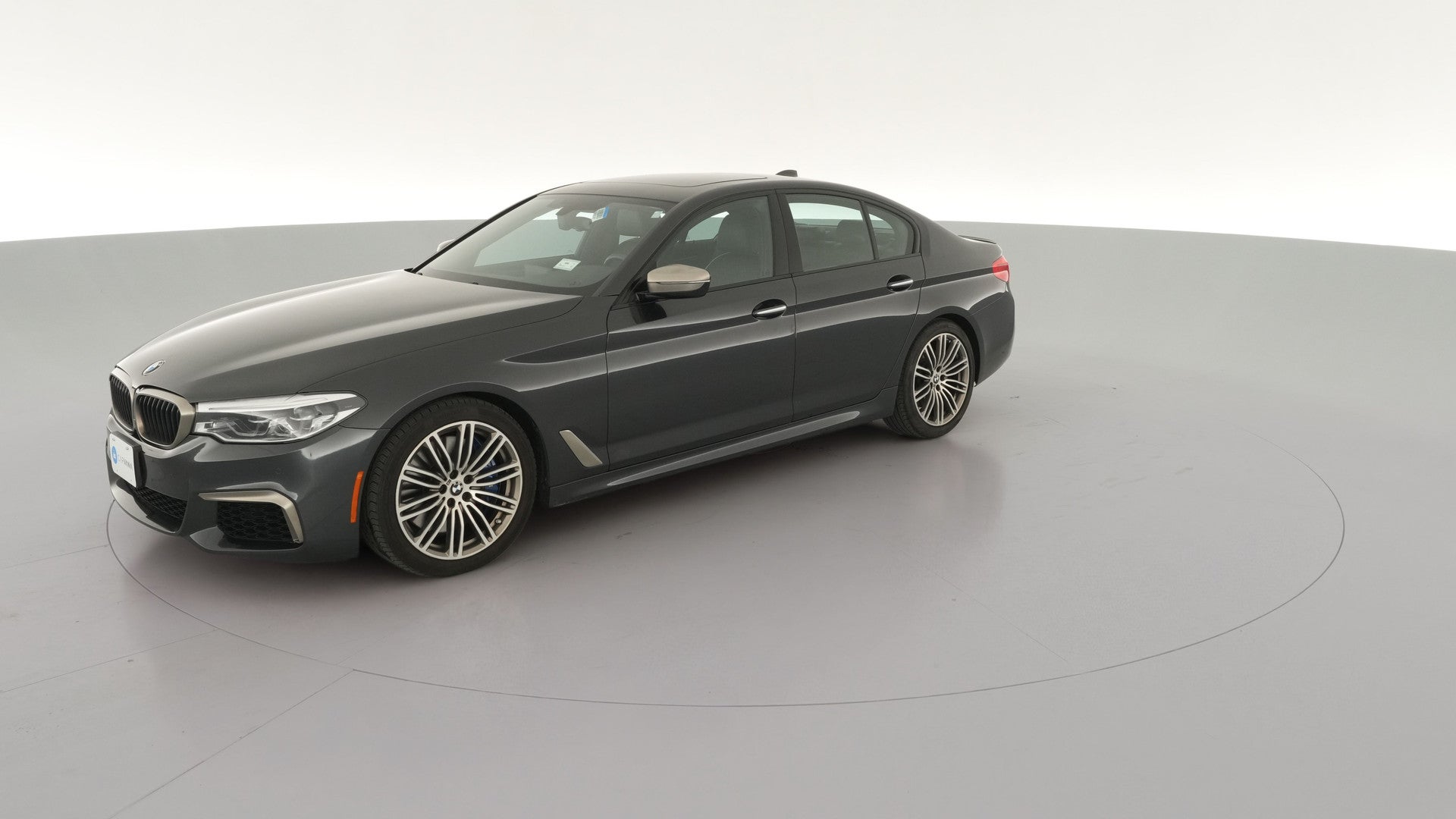 2018 BMW 5 Series vehicle photo