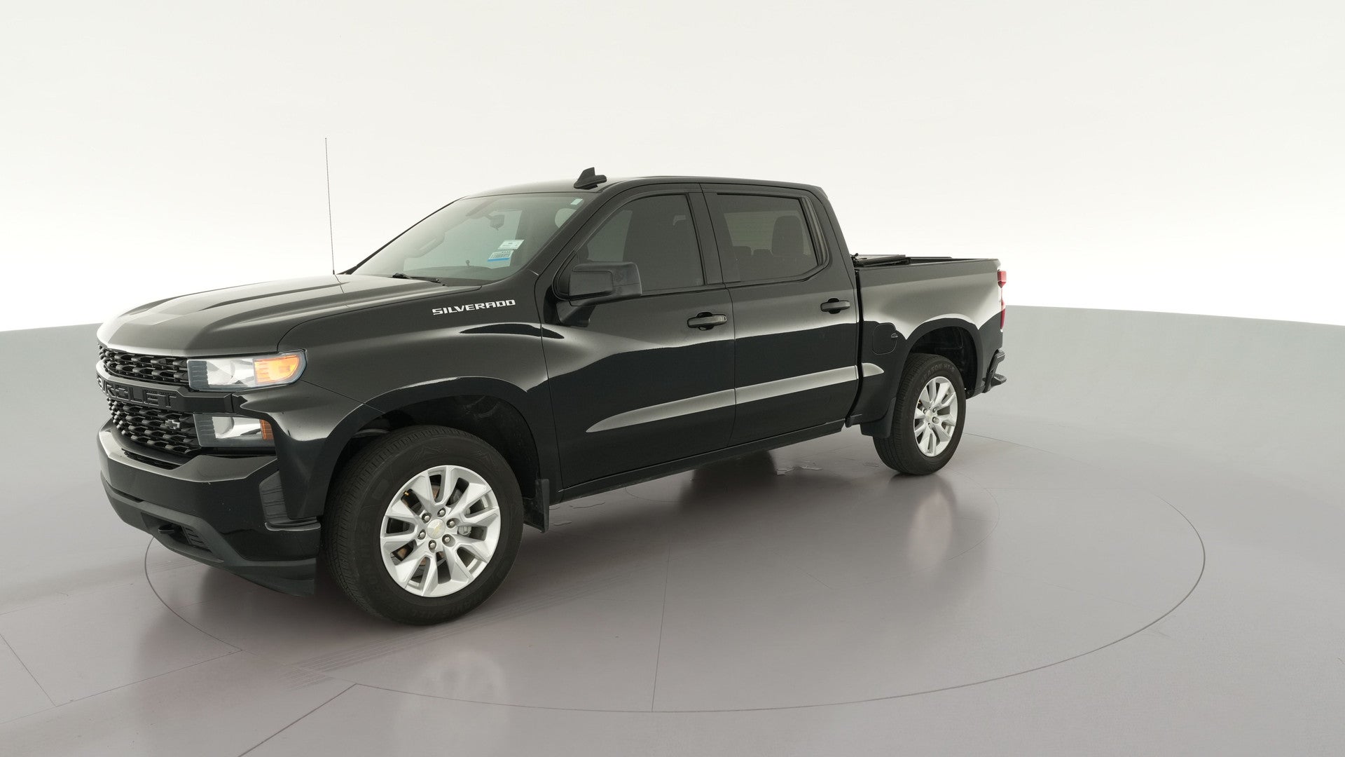 2021 Chevrolet Silverado 1500 Crew Cab vehicle photo
