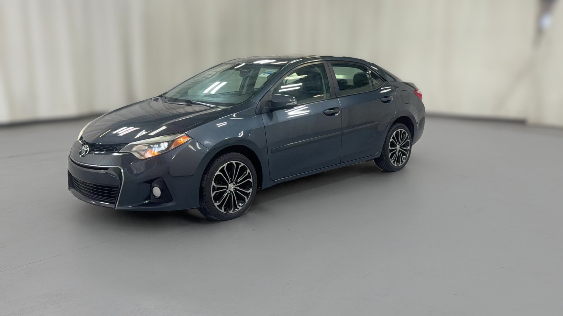 2016 Toyota Corolla vehicle photo