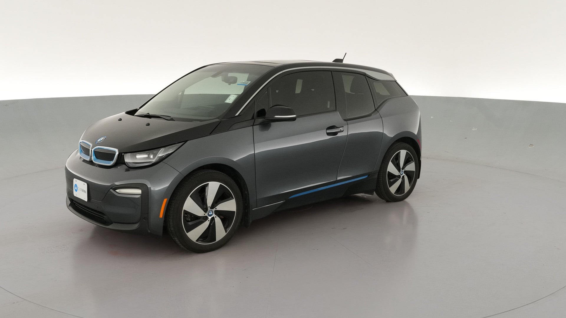 2018 BMW i3 vehicle photo