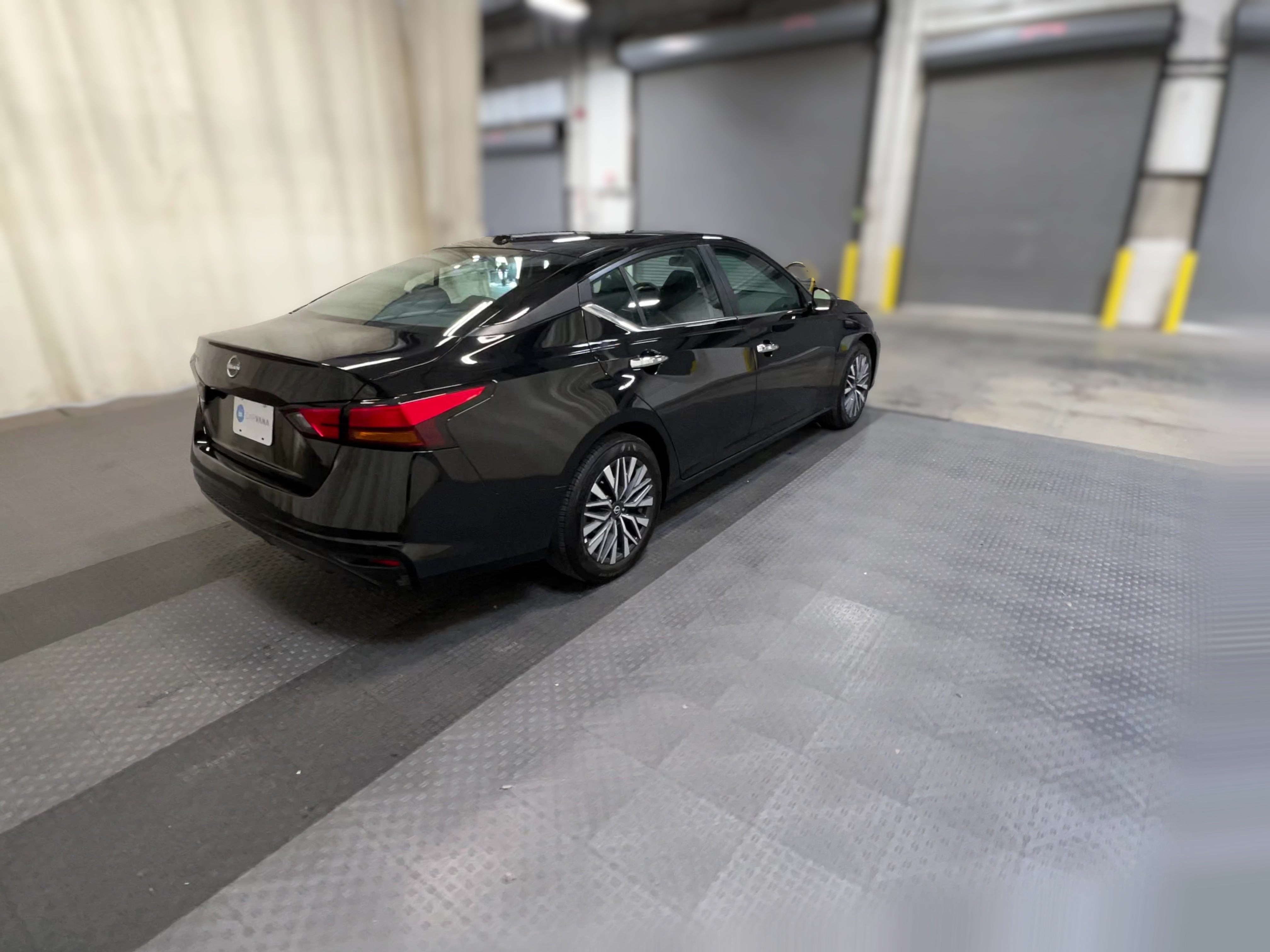 2025 Nissan Altima SV - Photo 30