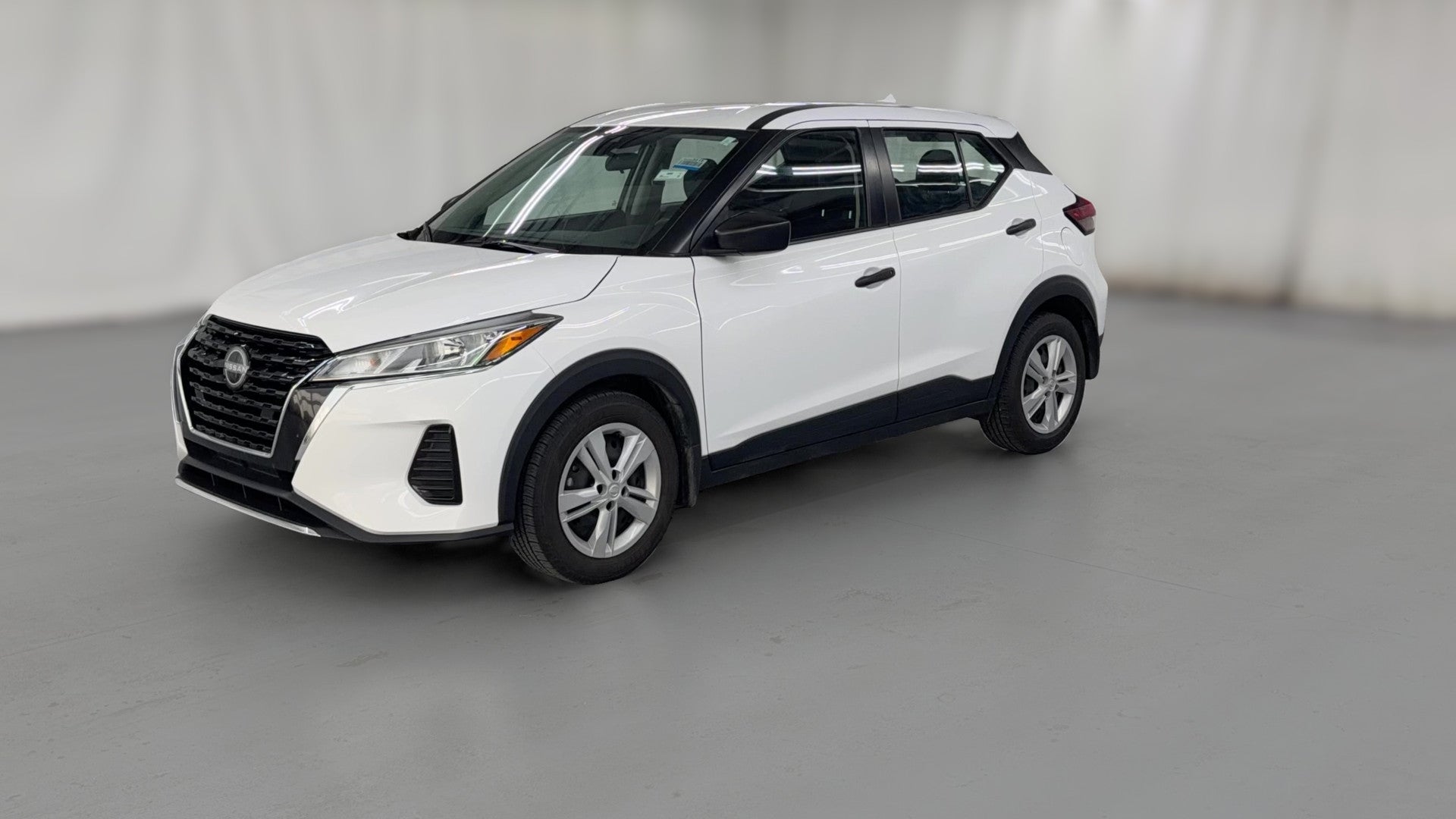 2024 Nissan Kicks vehicle photo