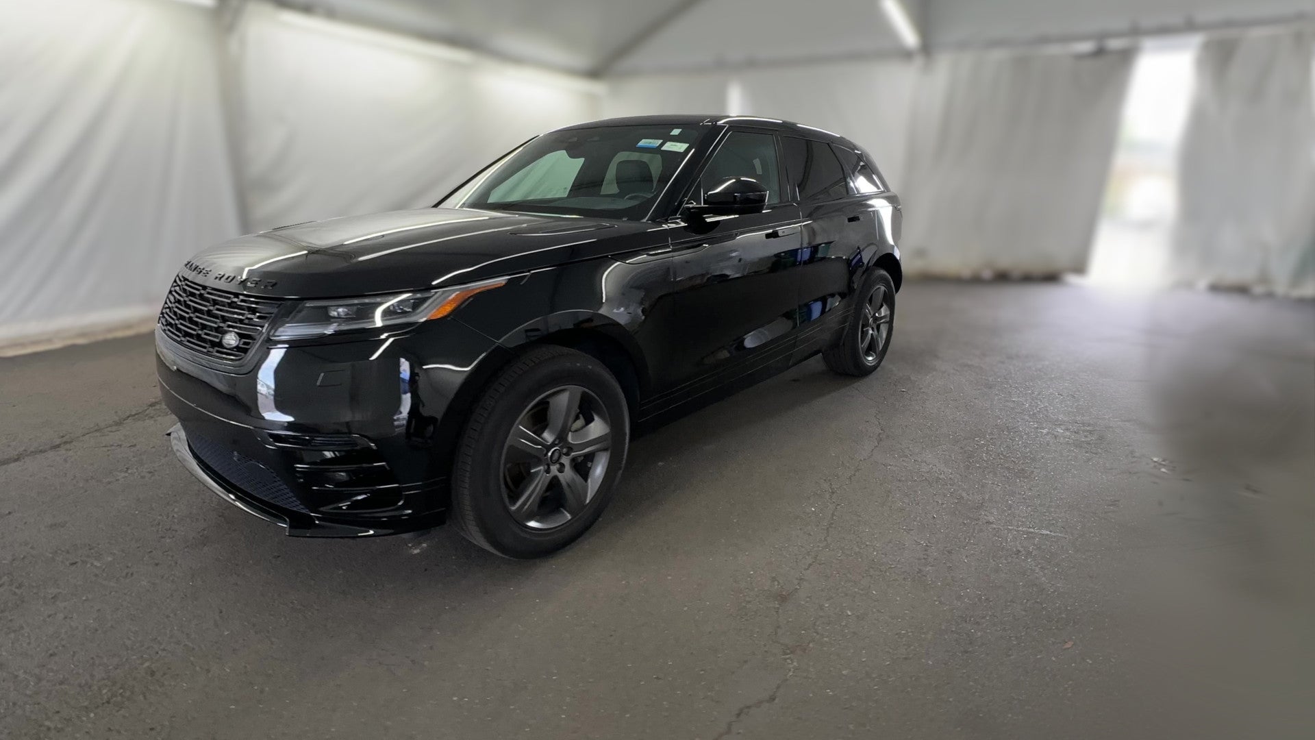 2025 Land Rover Range Rover Velar vehicle photo
