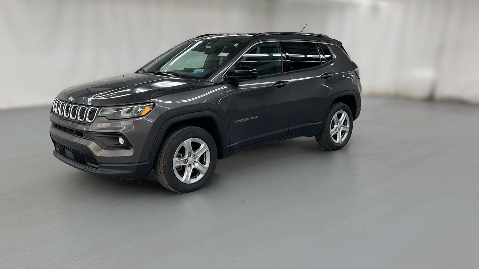 2023 Jeep Compass vehicle photo