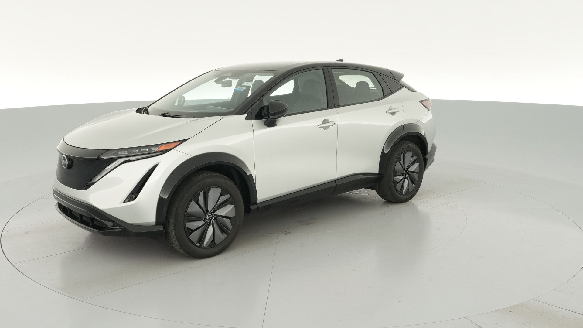 2024 Nissan ARIYA vehicle photo