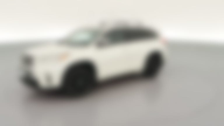 2017 Toyota Highlander vehicle photo