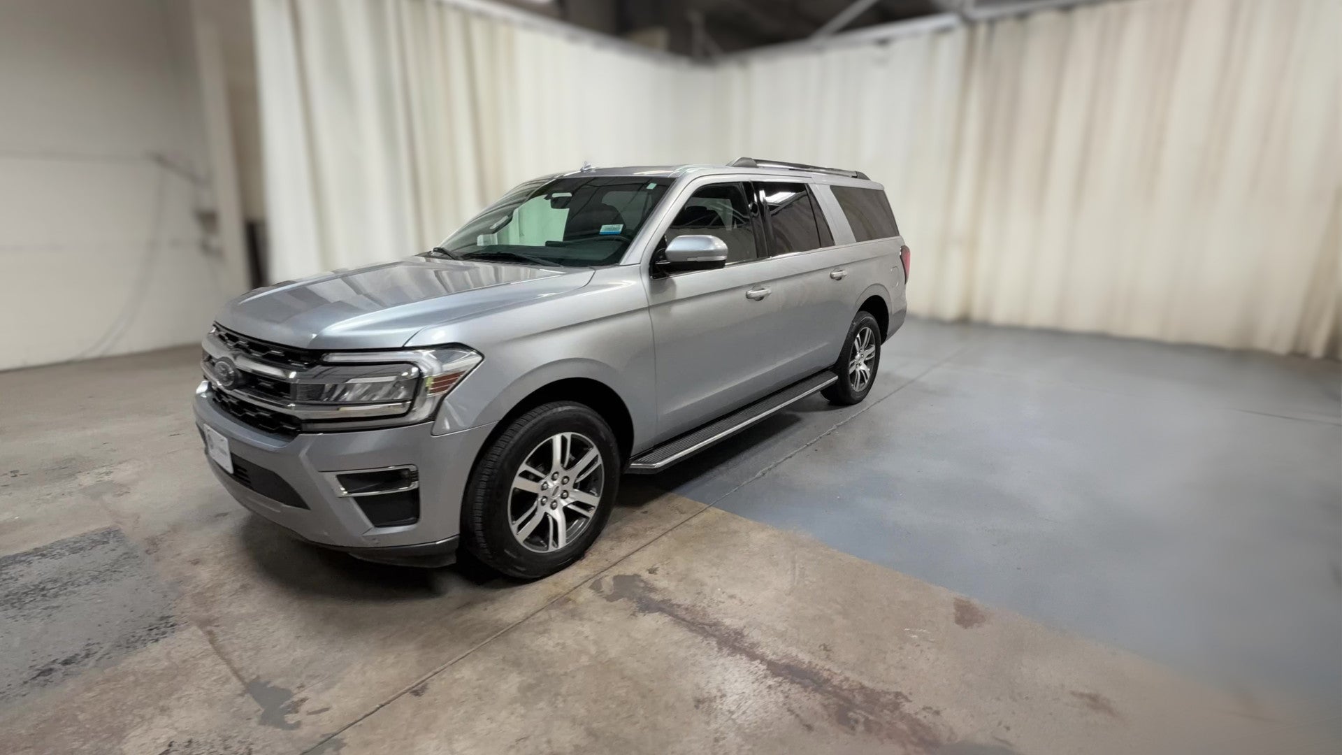 2023 Ford Expedition MAX vehicle photo