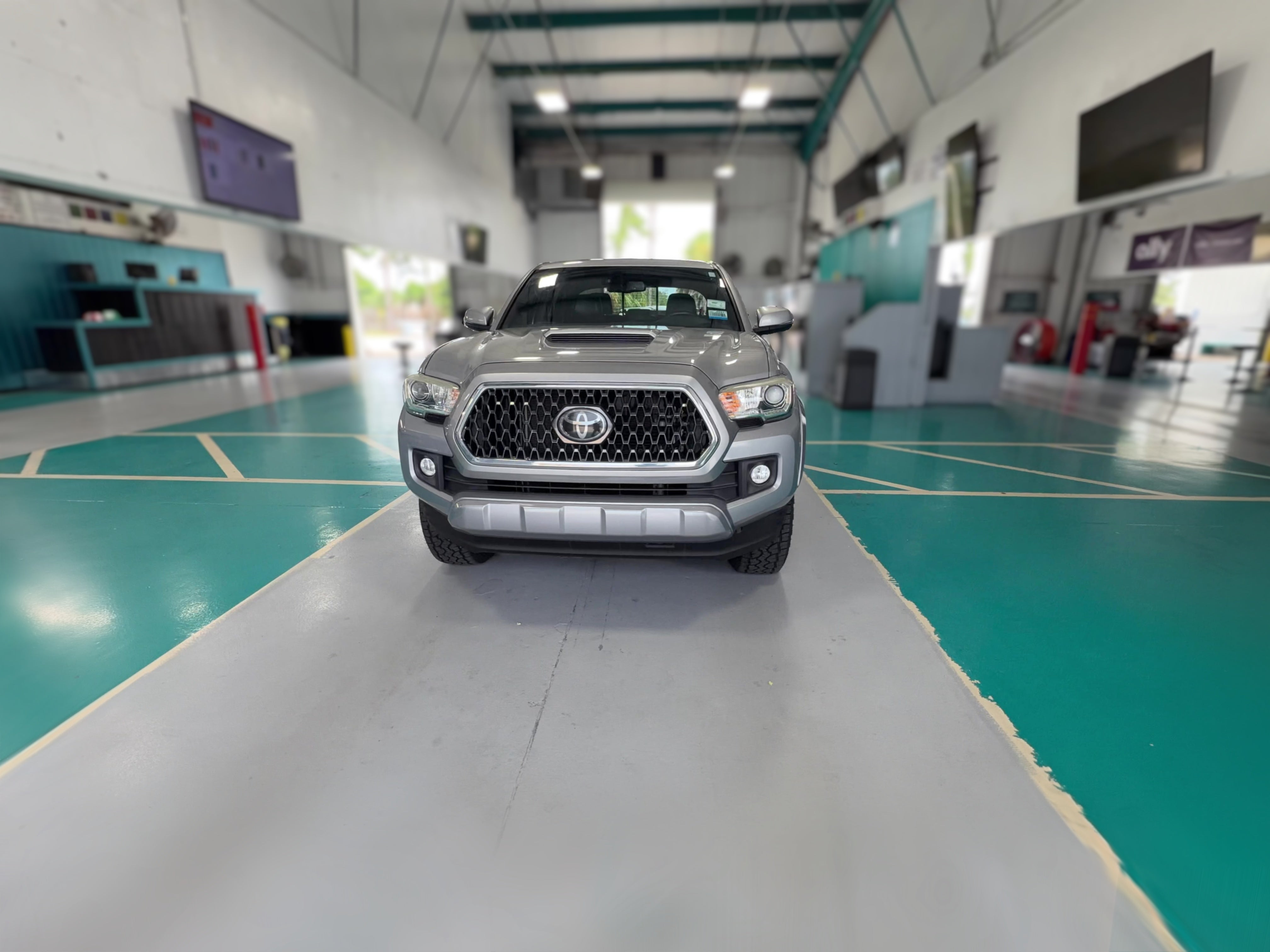 2018 Toyota Tacoma TRD Sport - Photo 21