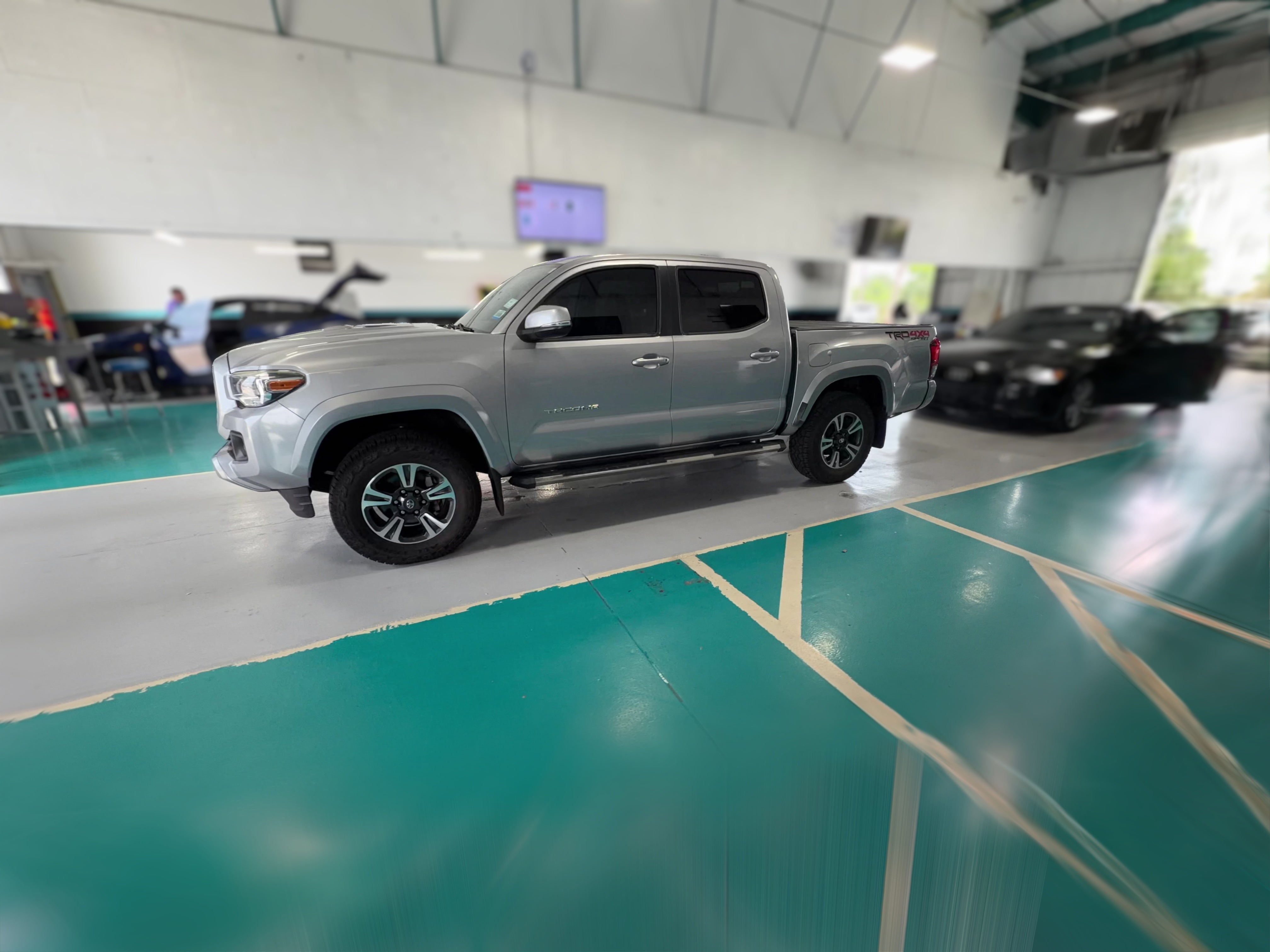 2018 Toyota Tacoma TRD Sport - Photo 24