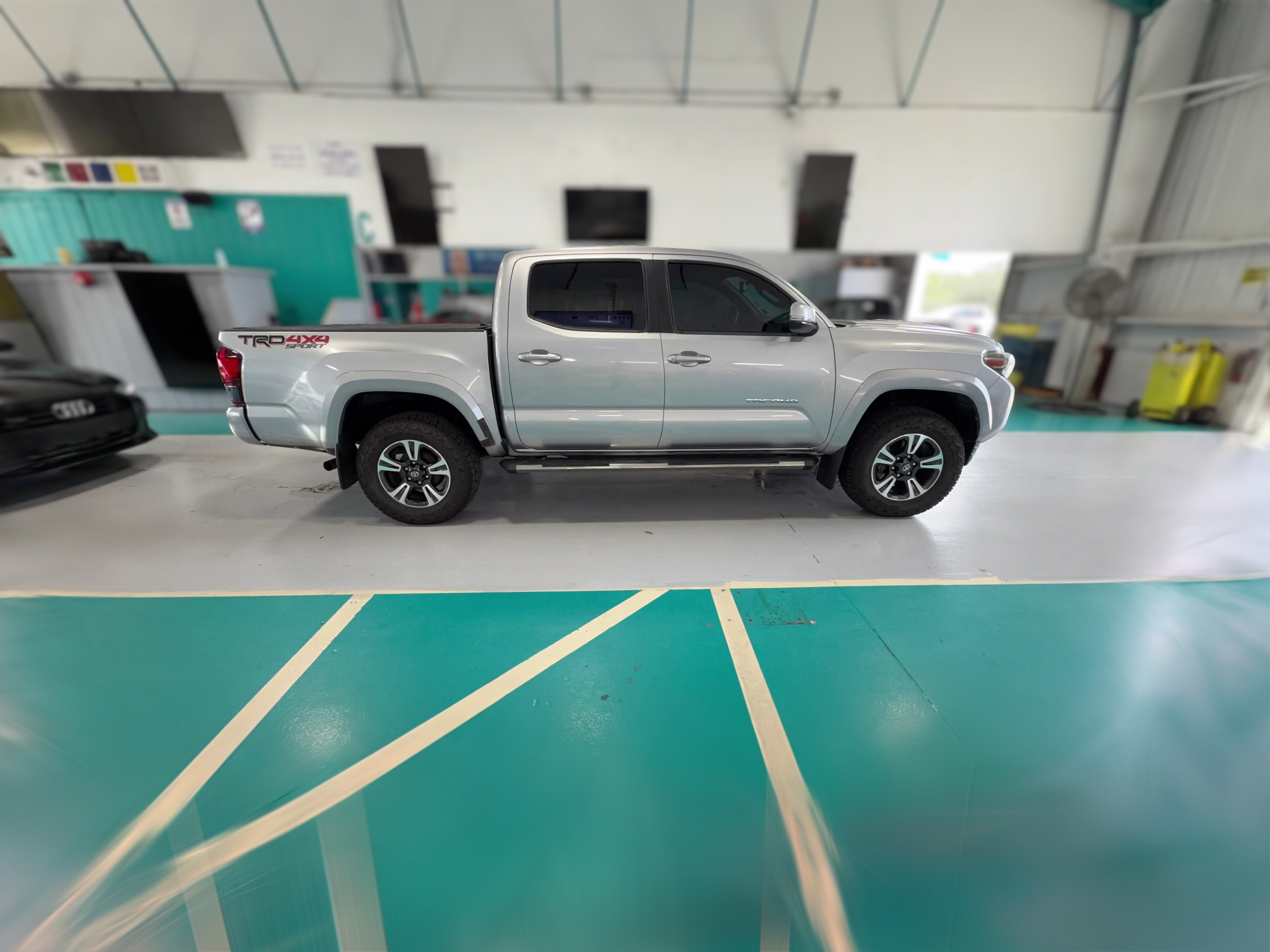 2018 Toyota Tacoma TRD Sport - Photo 33