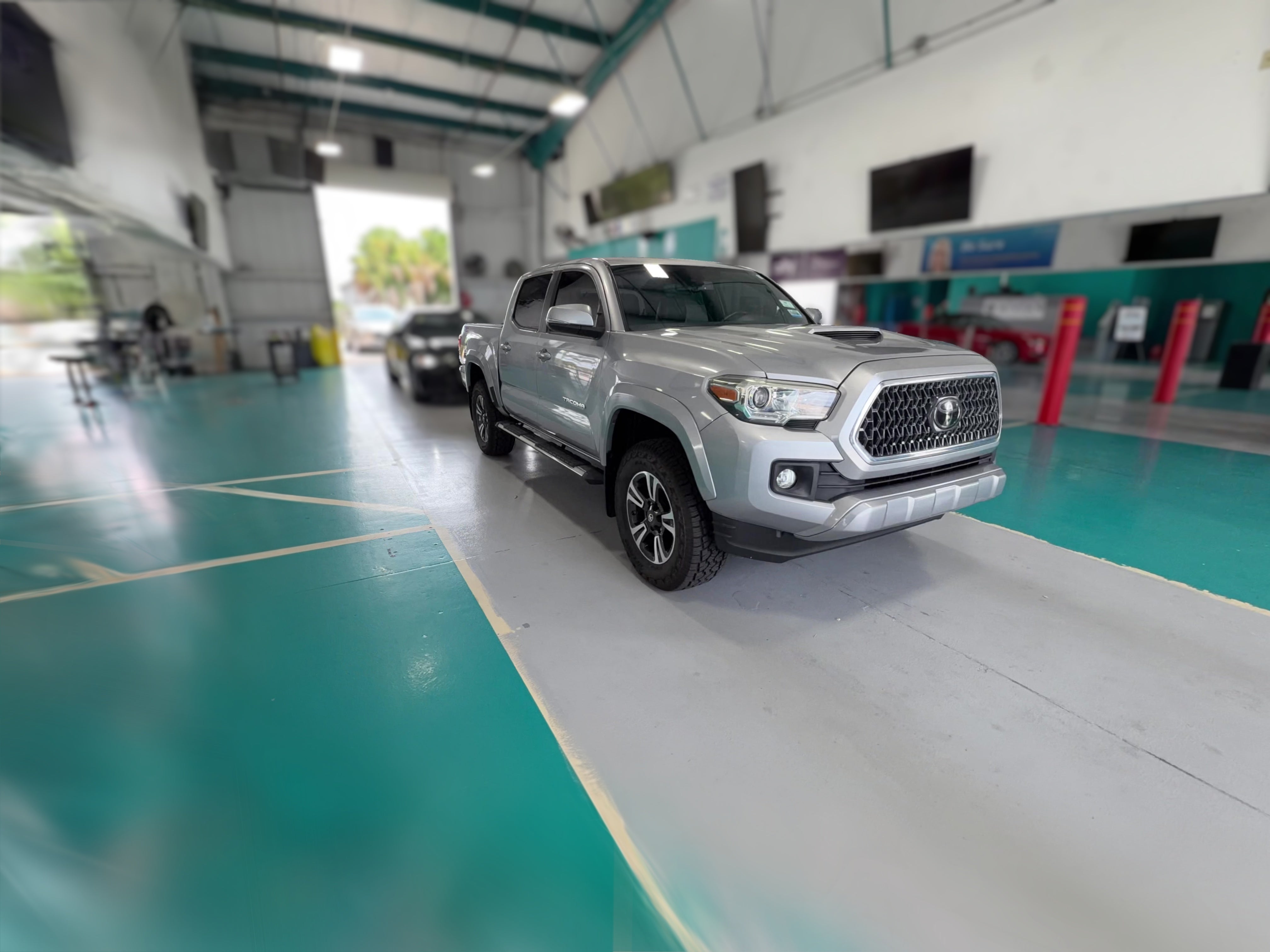 2018 Toyota Tacoma TRD Sport - Photo 35