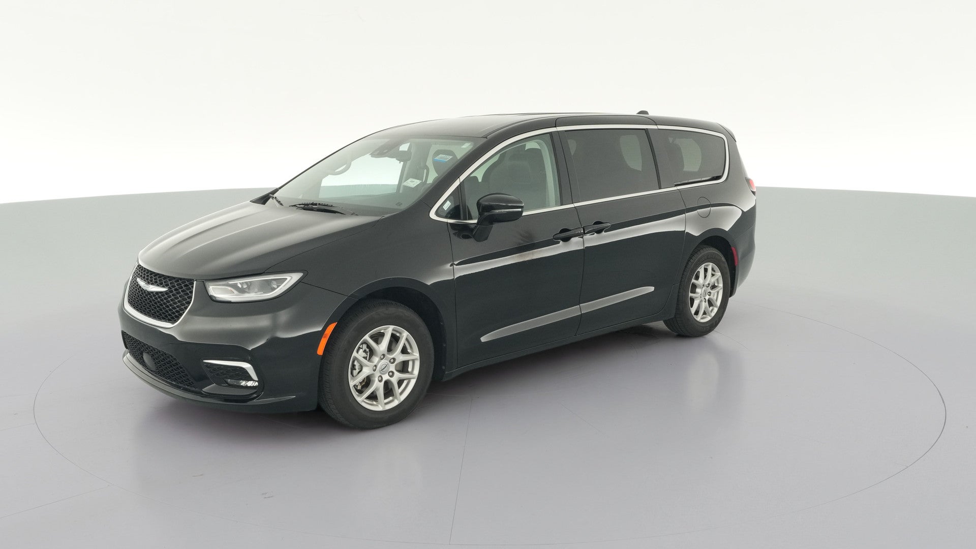 2024 Chrysler Pacifica vehicle photo