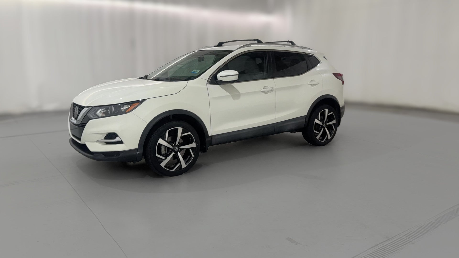 2020 Nissan Rogue Sport vehicle photo