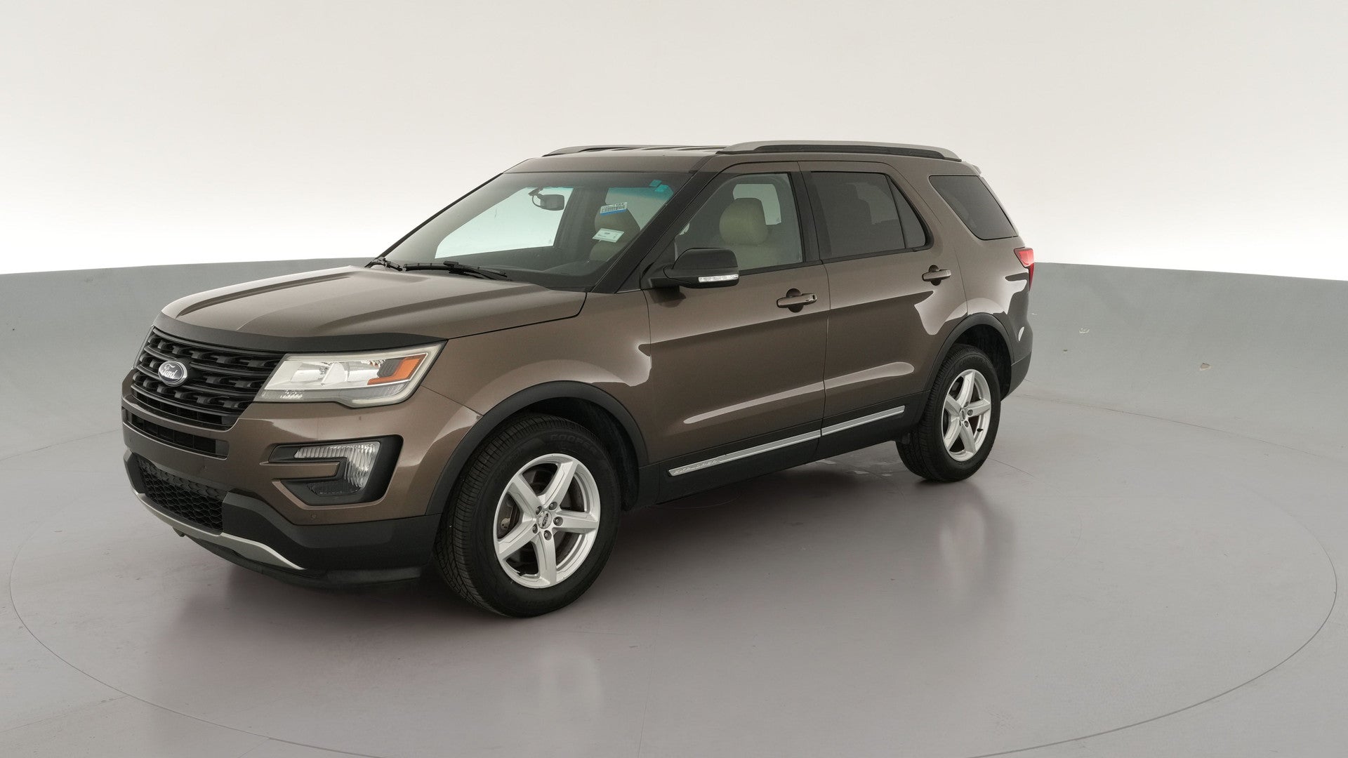 2016 Ford Explorer vehicle photo