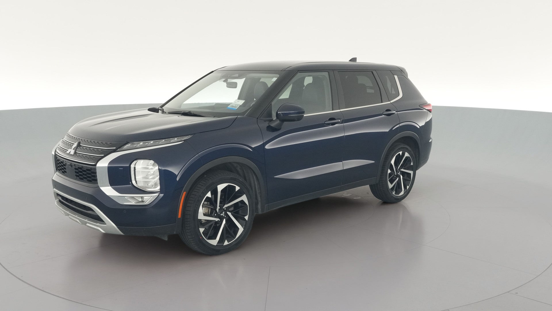 2024 Mitsubishi Outlander vehicle photo