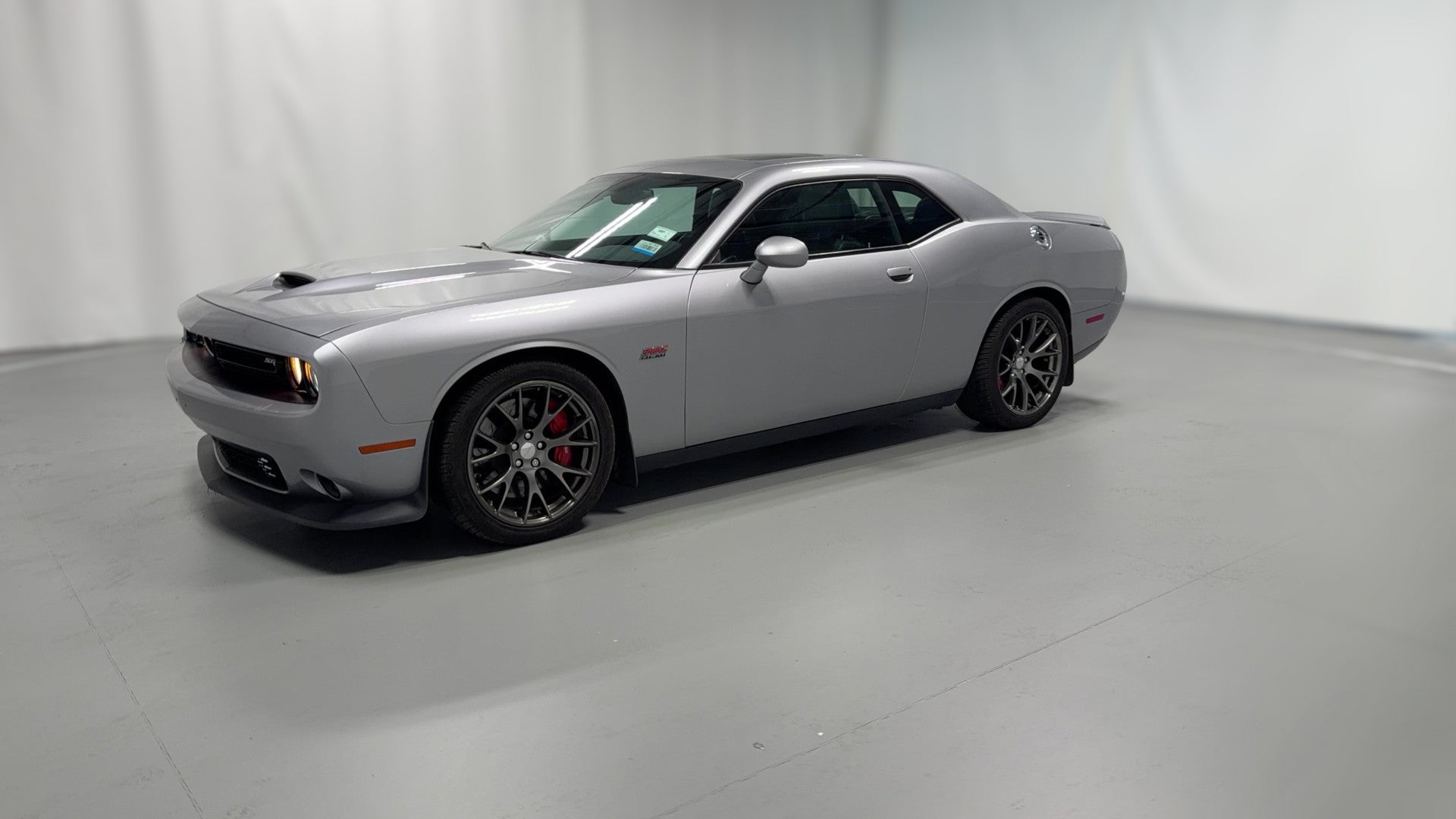 2015 Dodge Challenger vehicle photo