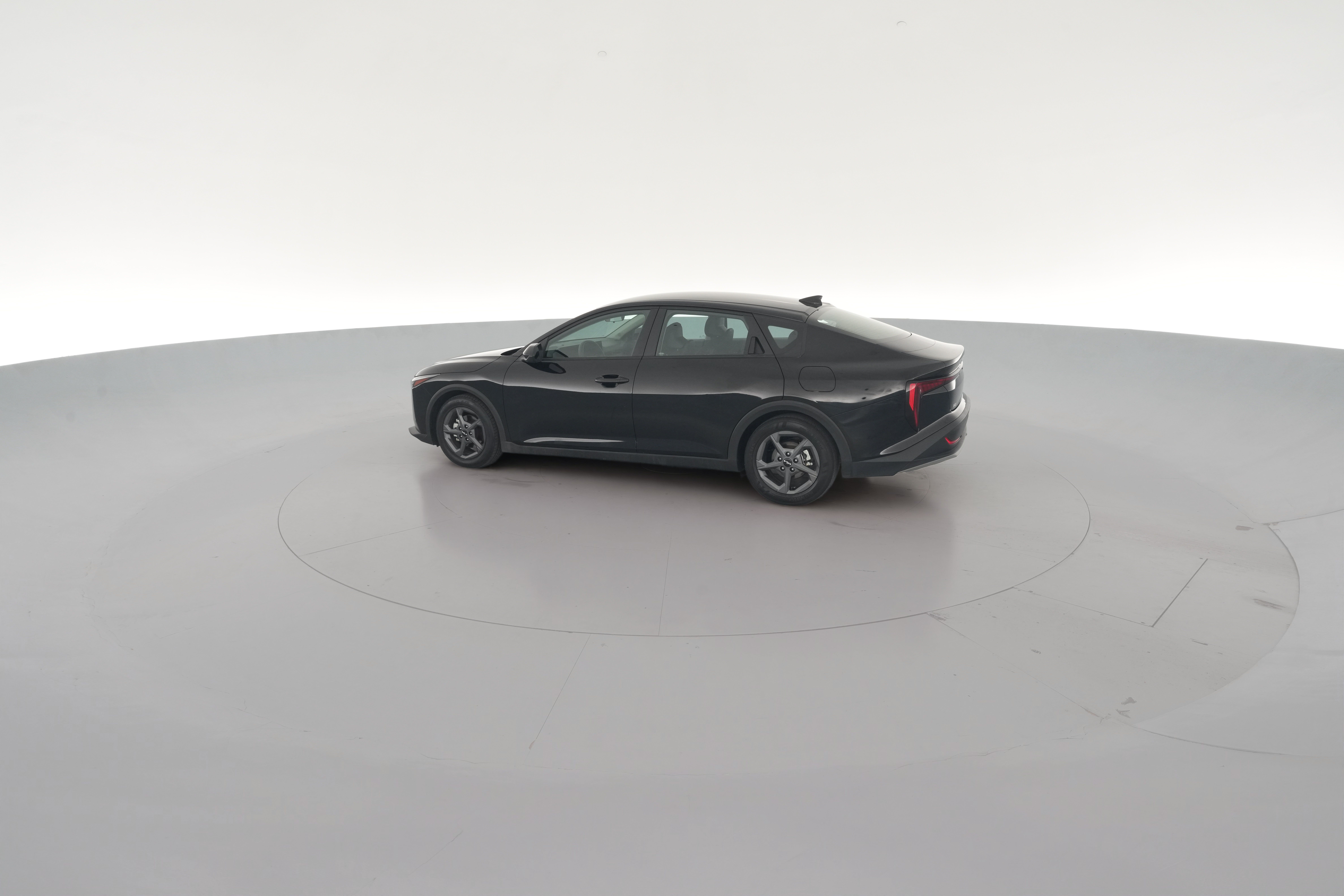 2025 Kia K4 LXS - Photo 28