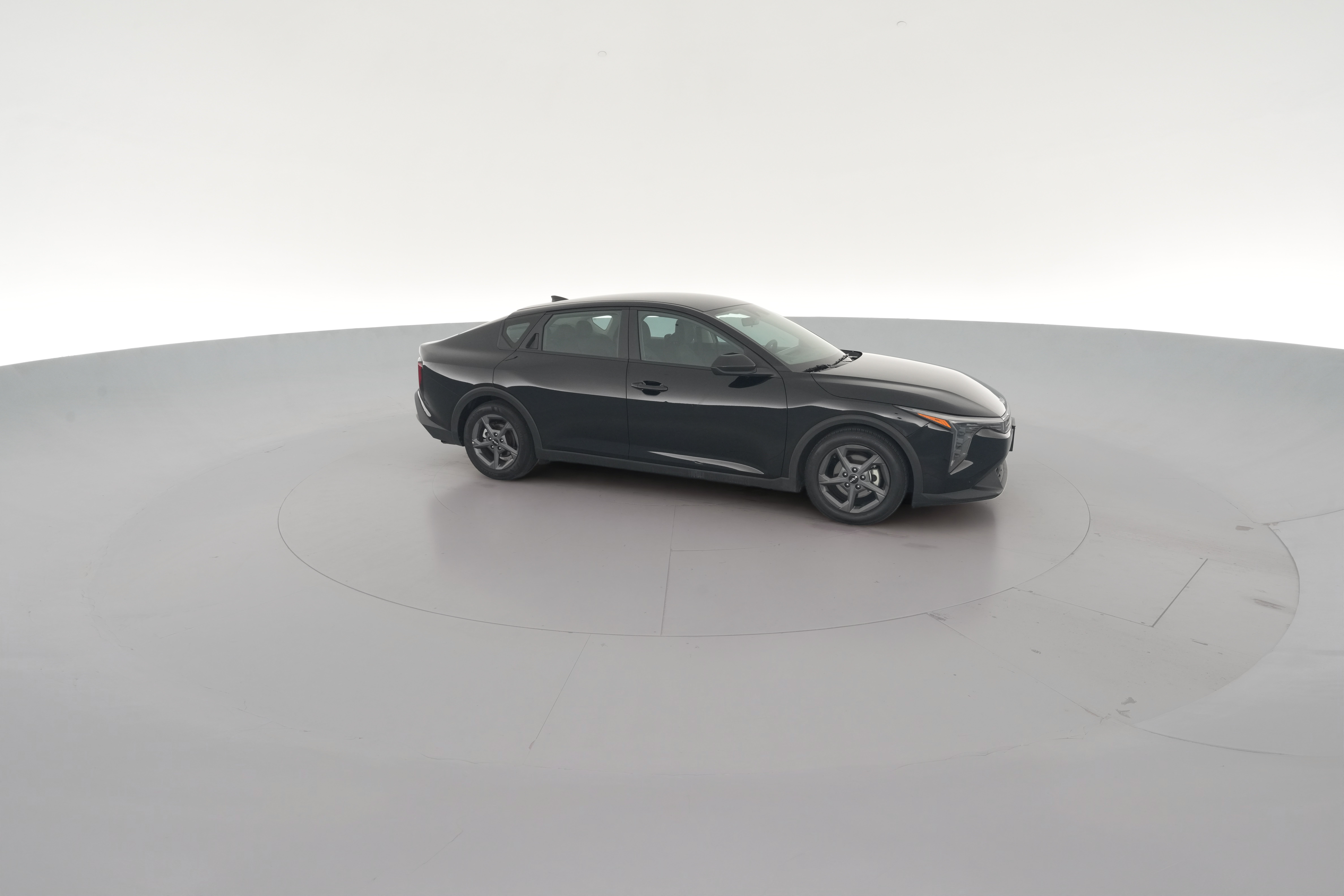 2025 Kia K4 LXS - Photo 36