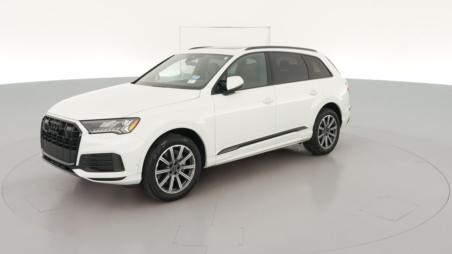 2023 Audi Q7 vehicle photo