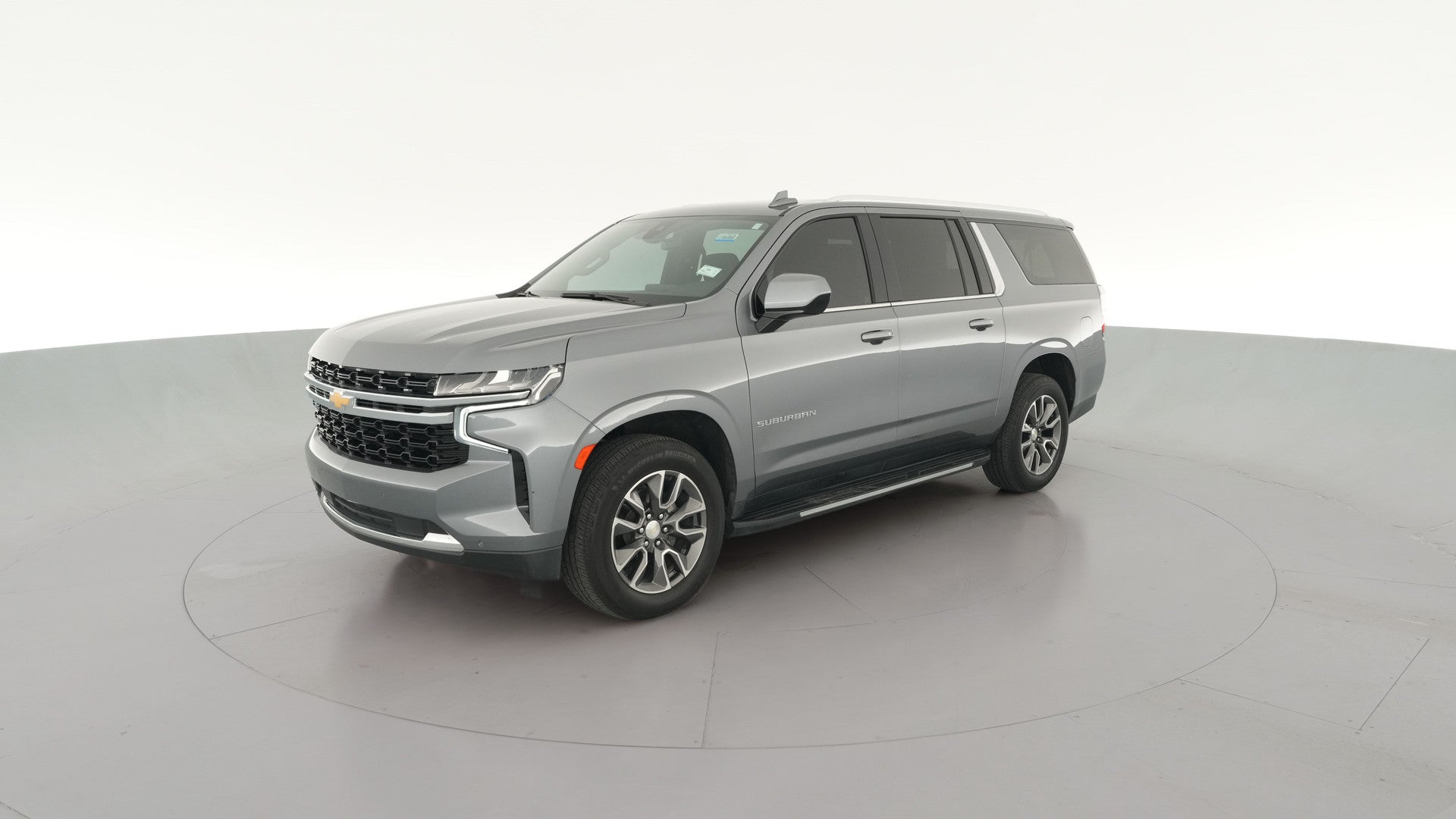 2021 Chevrolet Suburban vehicle photo