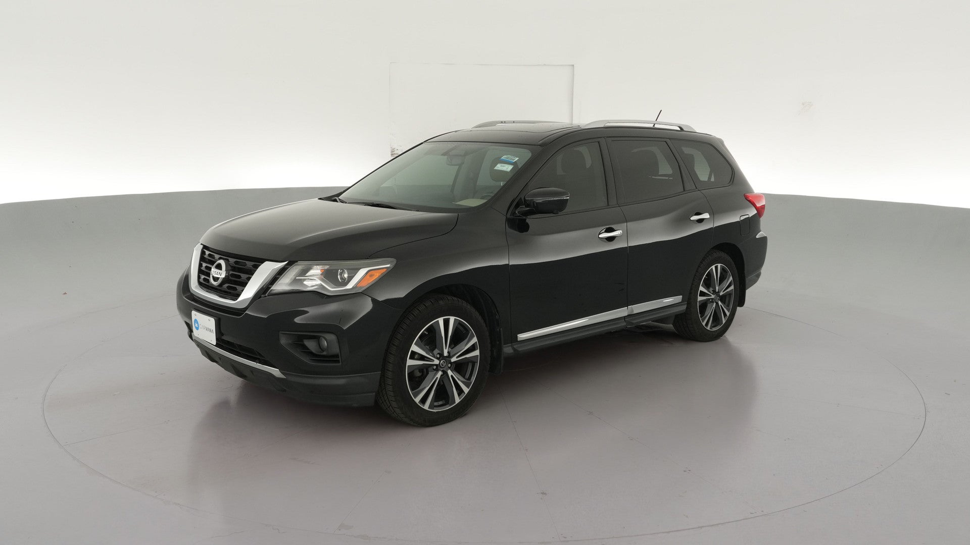 2017 Nissan Pathfinder vehicle photo