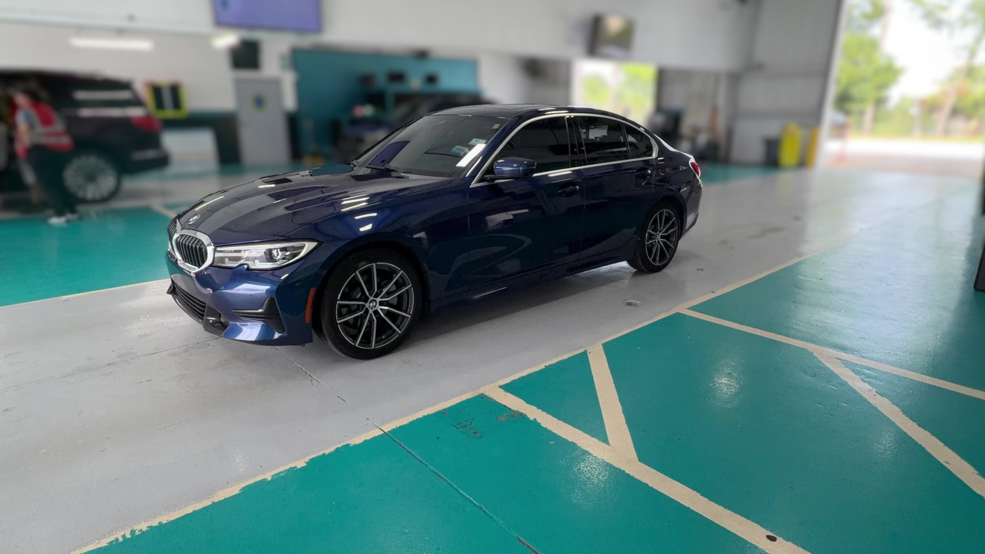 2019 BMW 3 Series vehicle photo