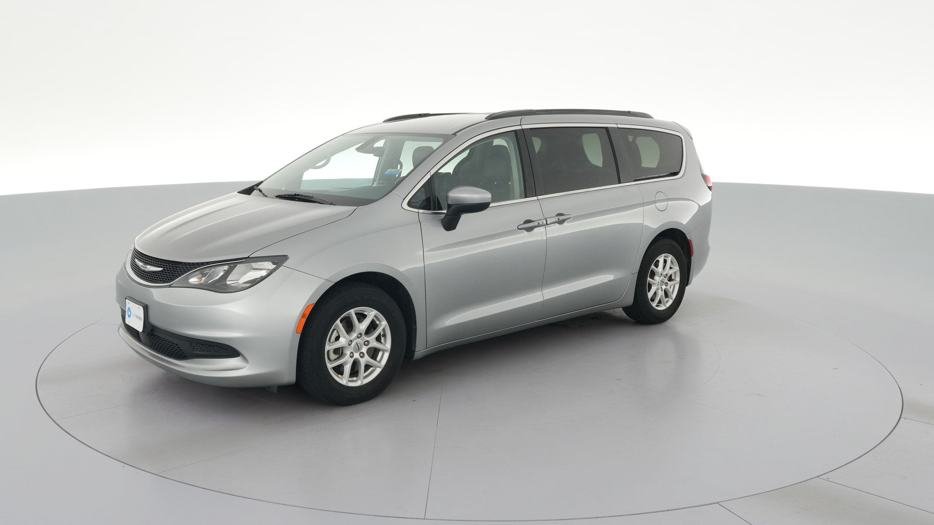 2021 Chrysler Voyager vehicle photo