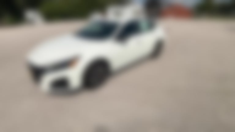2025 Nissan Altima vehicle photo