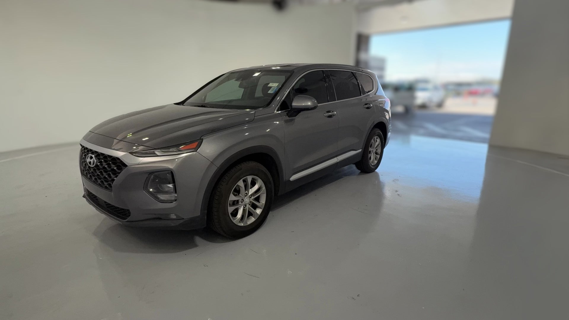2019 Hyundai Santa Fe vehicle photo