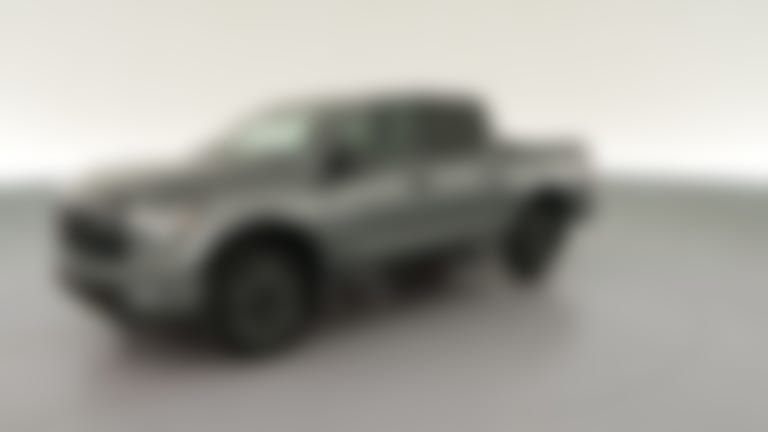 2024 Nissan Titan Crew Cab vehicle photo