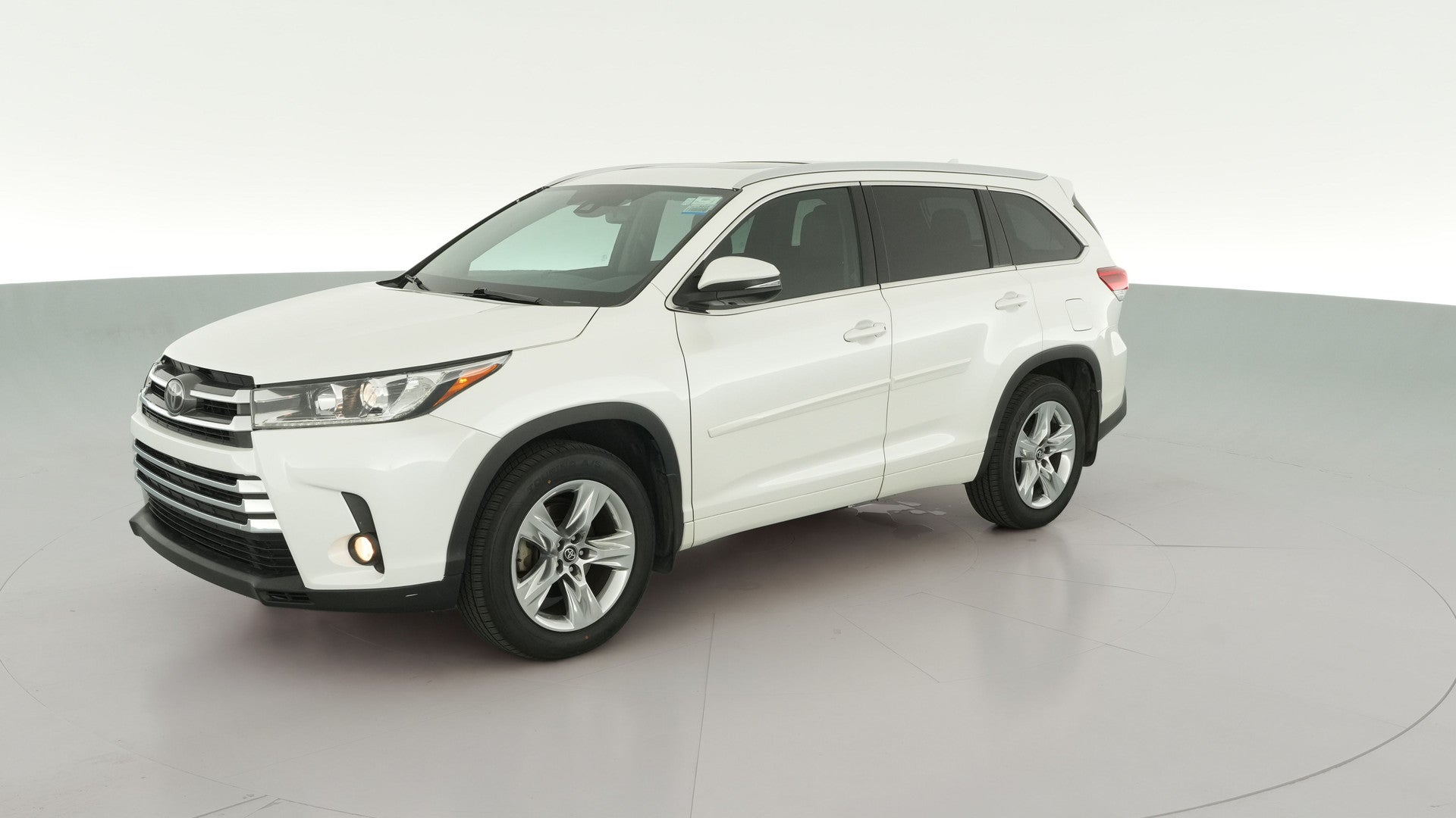 2018 Toyota Highlander vehicle photo