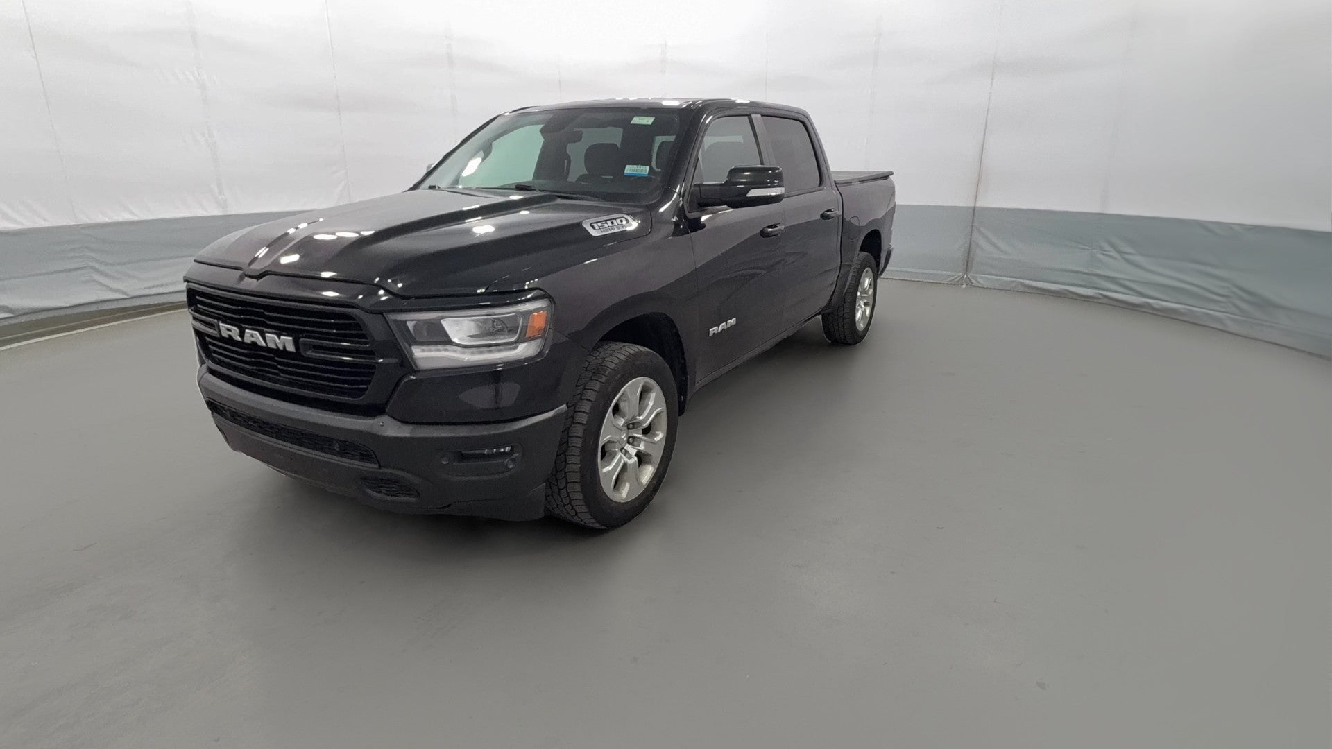 2019 Ram 1500 Crew Cab vehicle photo
