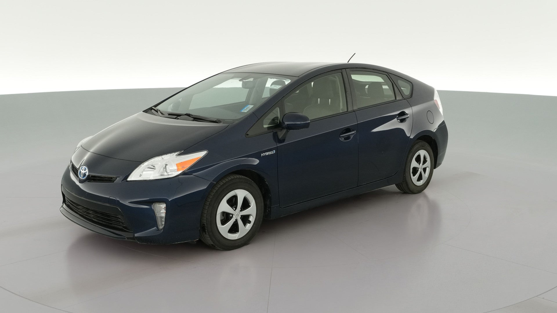 2014 Toyota Prius vehicle photo