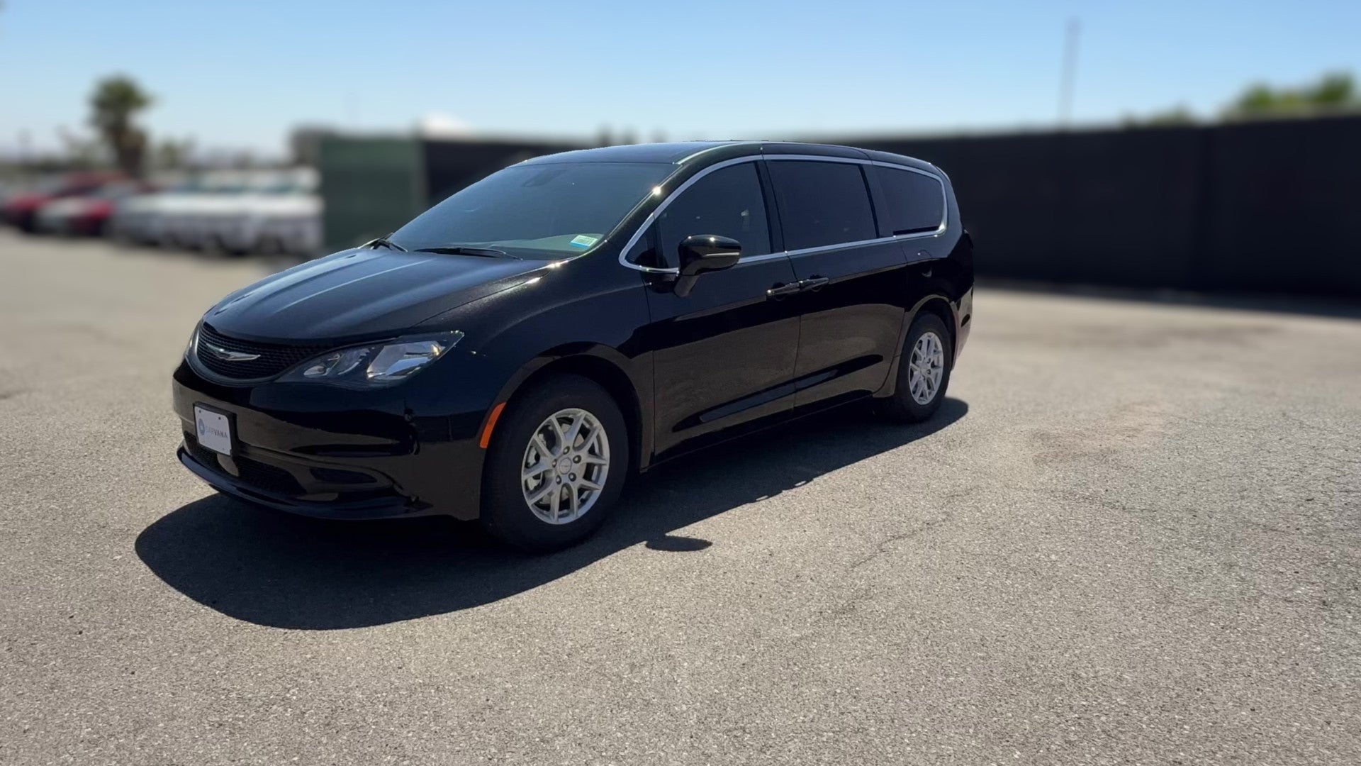 2027 Chrysler Pacifica vehicle photo