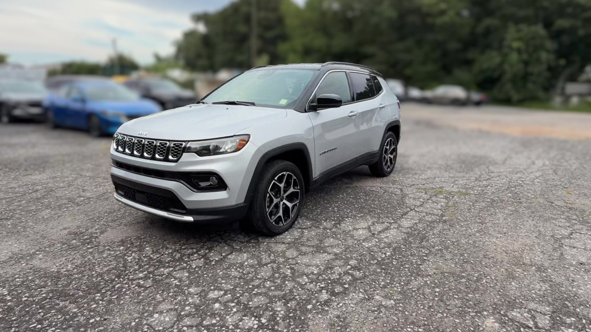 2025 Jeep Compass vehicle photo