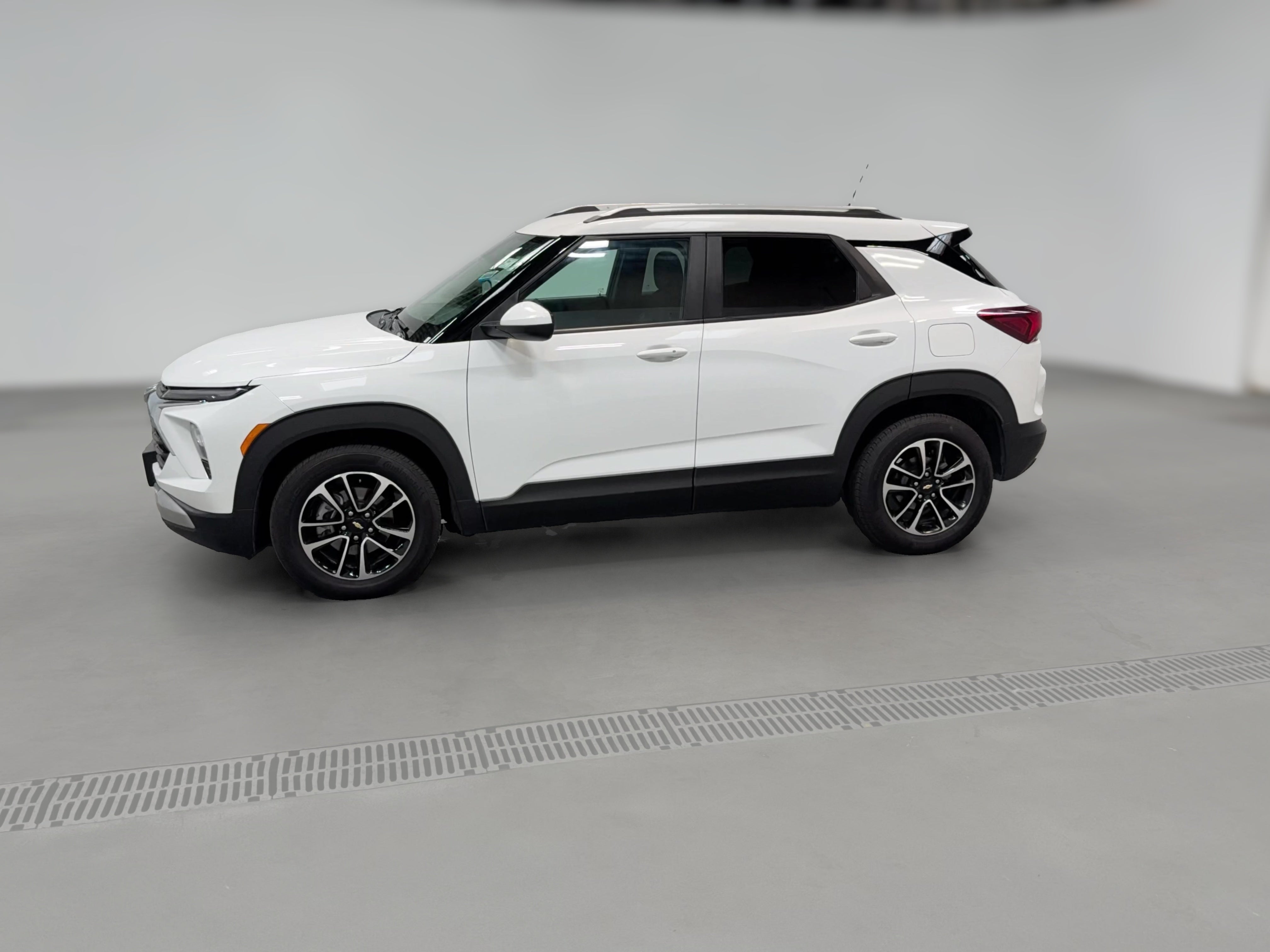 2025 Chevrolet Trailblazer LT - Photo 25
