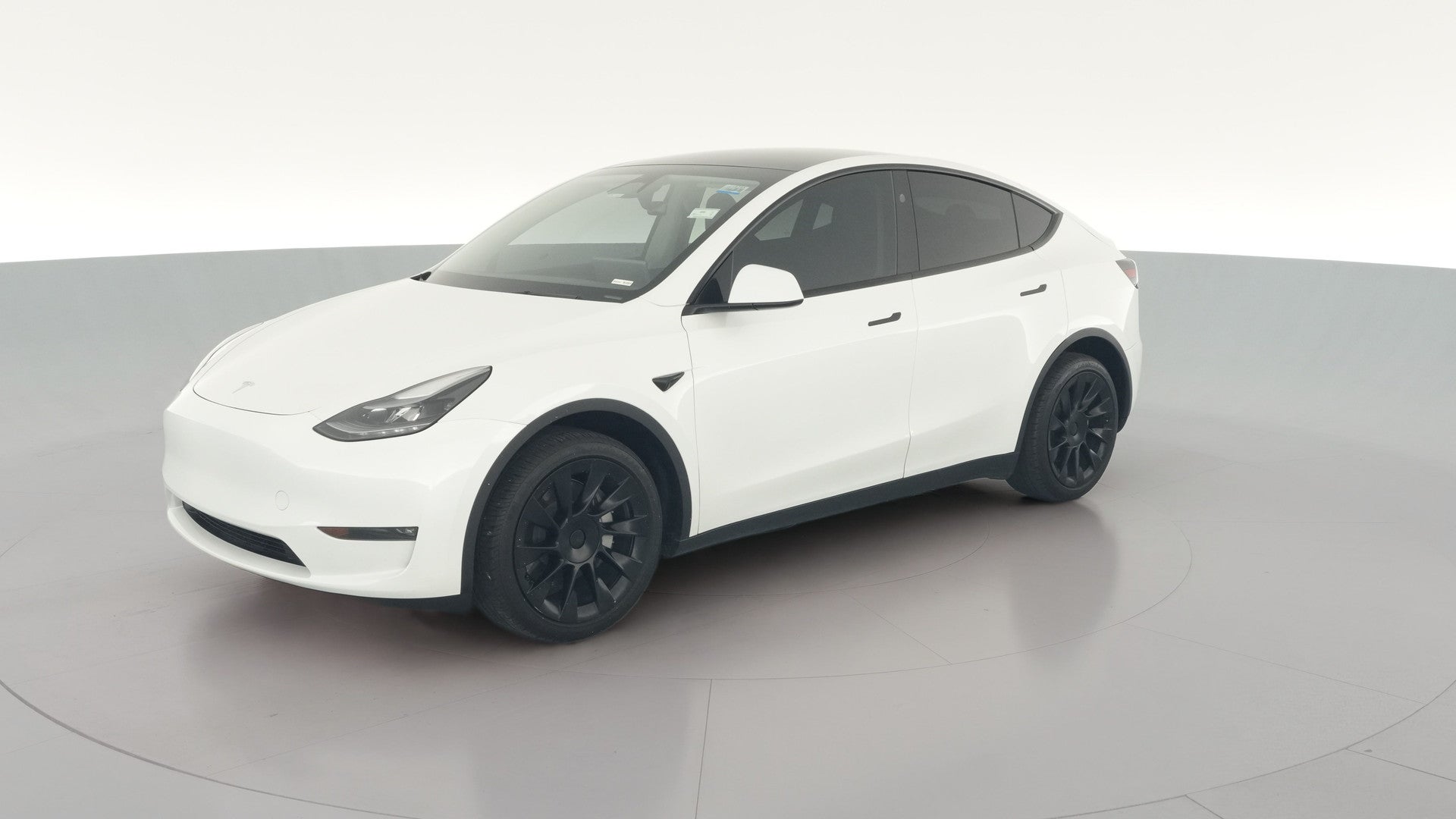 2025 Tesla Model Y vehicle photo