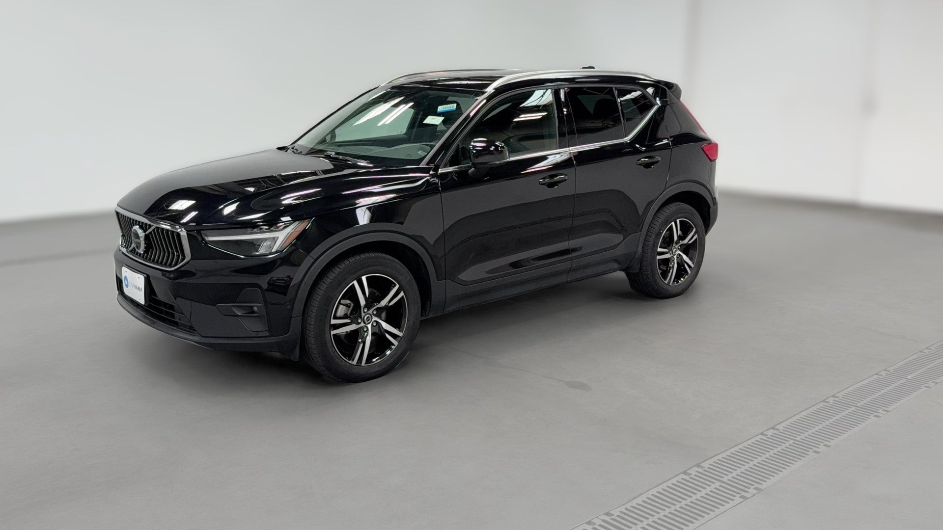 2023 Volvo XC40 vehicle photo