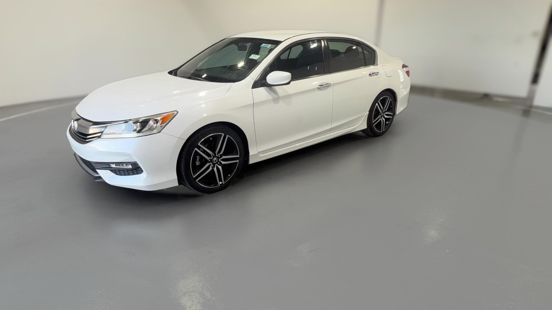2016 Honda Accord vehicle photo