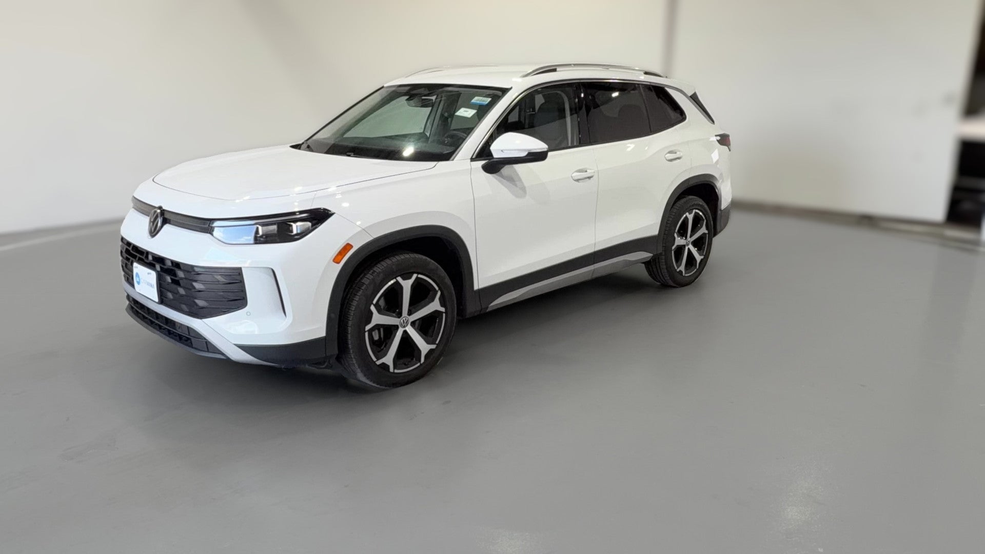 2026 Volkswagen Tiguan vehicle photo