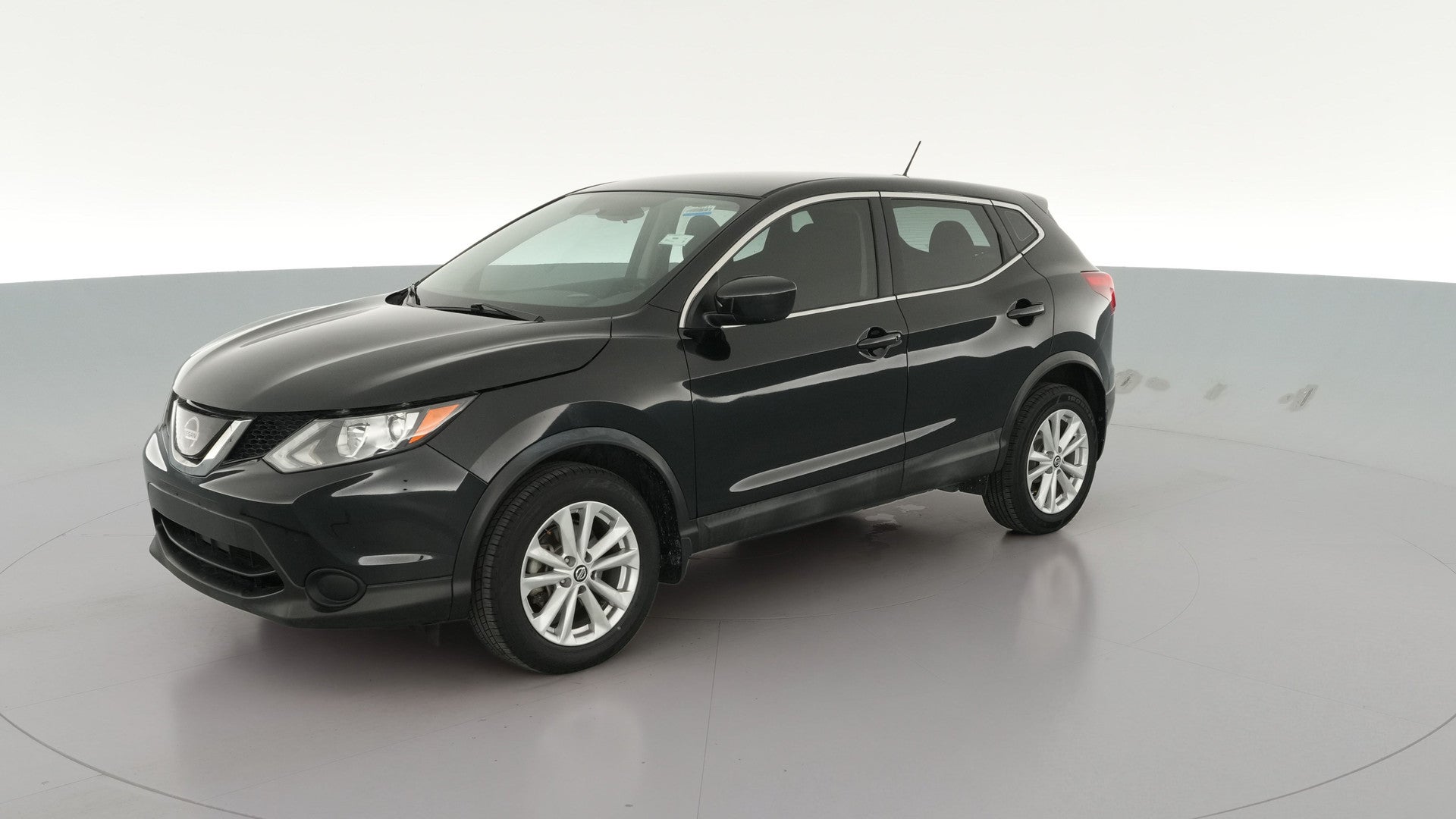 2019 Nissan Rogue Sport vehicle photo