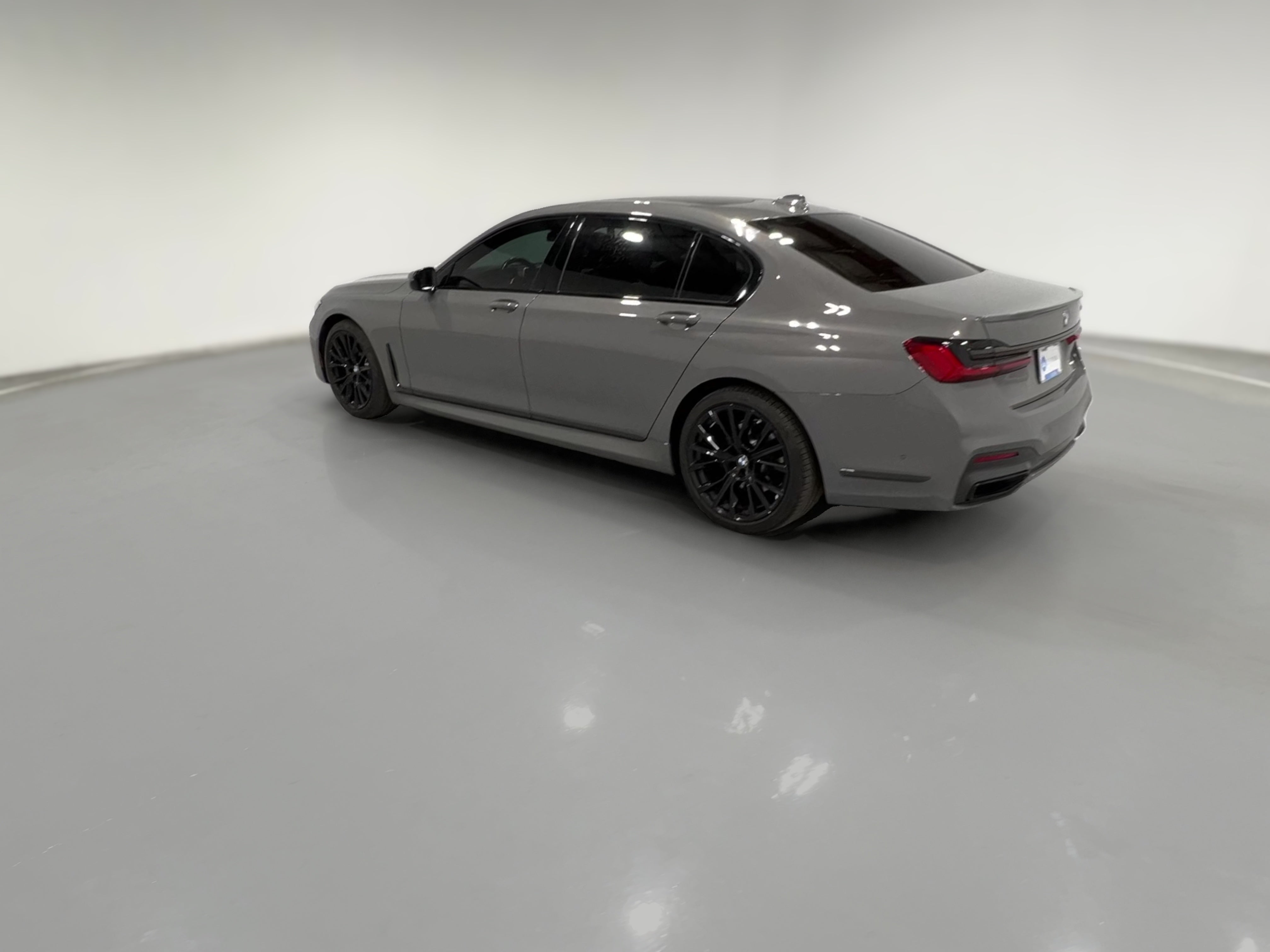 2022 BMW 7 Series 740i - Photo 33