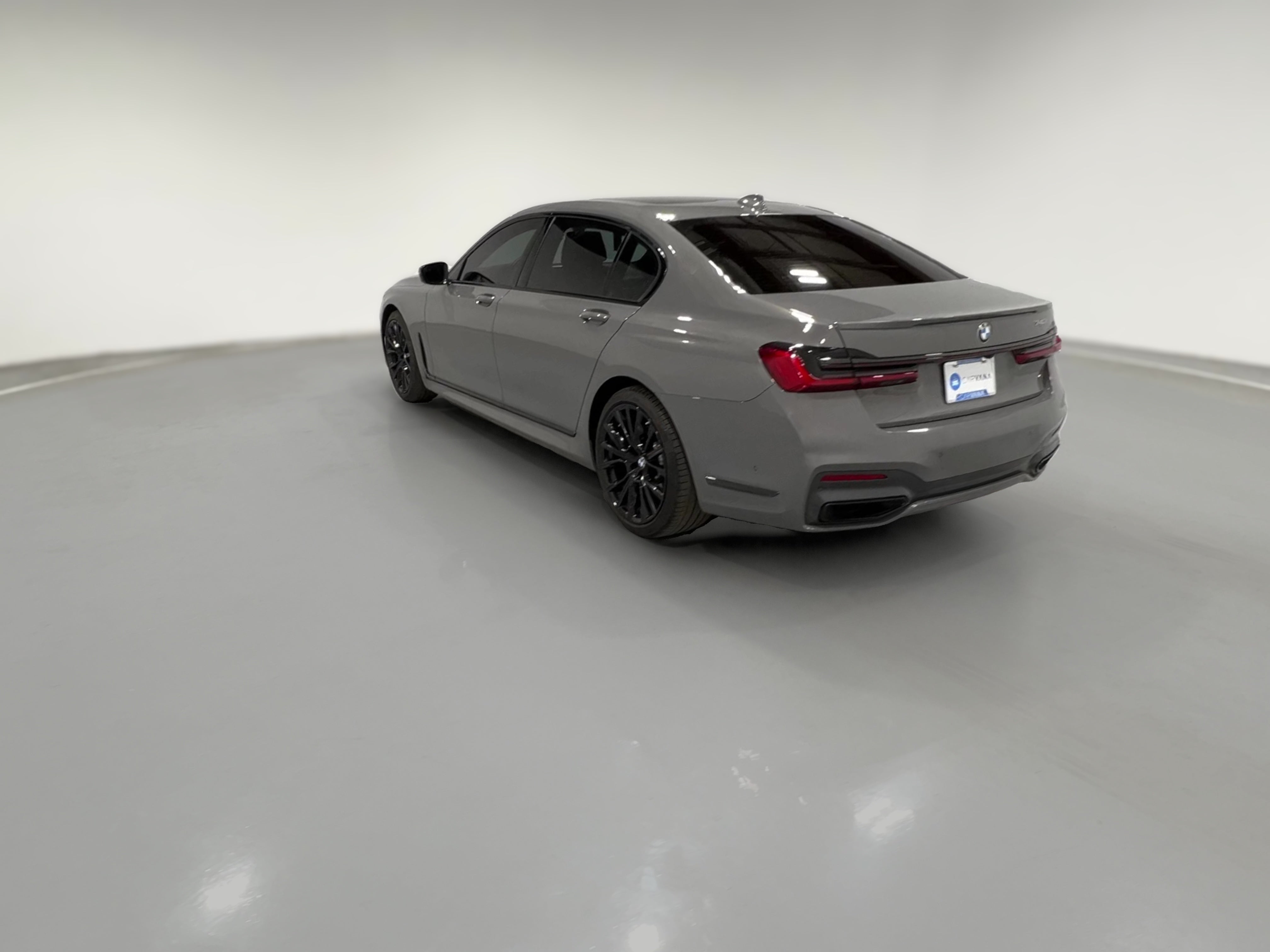 2022 BMW 7 Series 740i - Photo 34