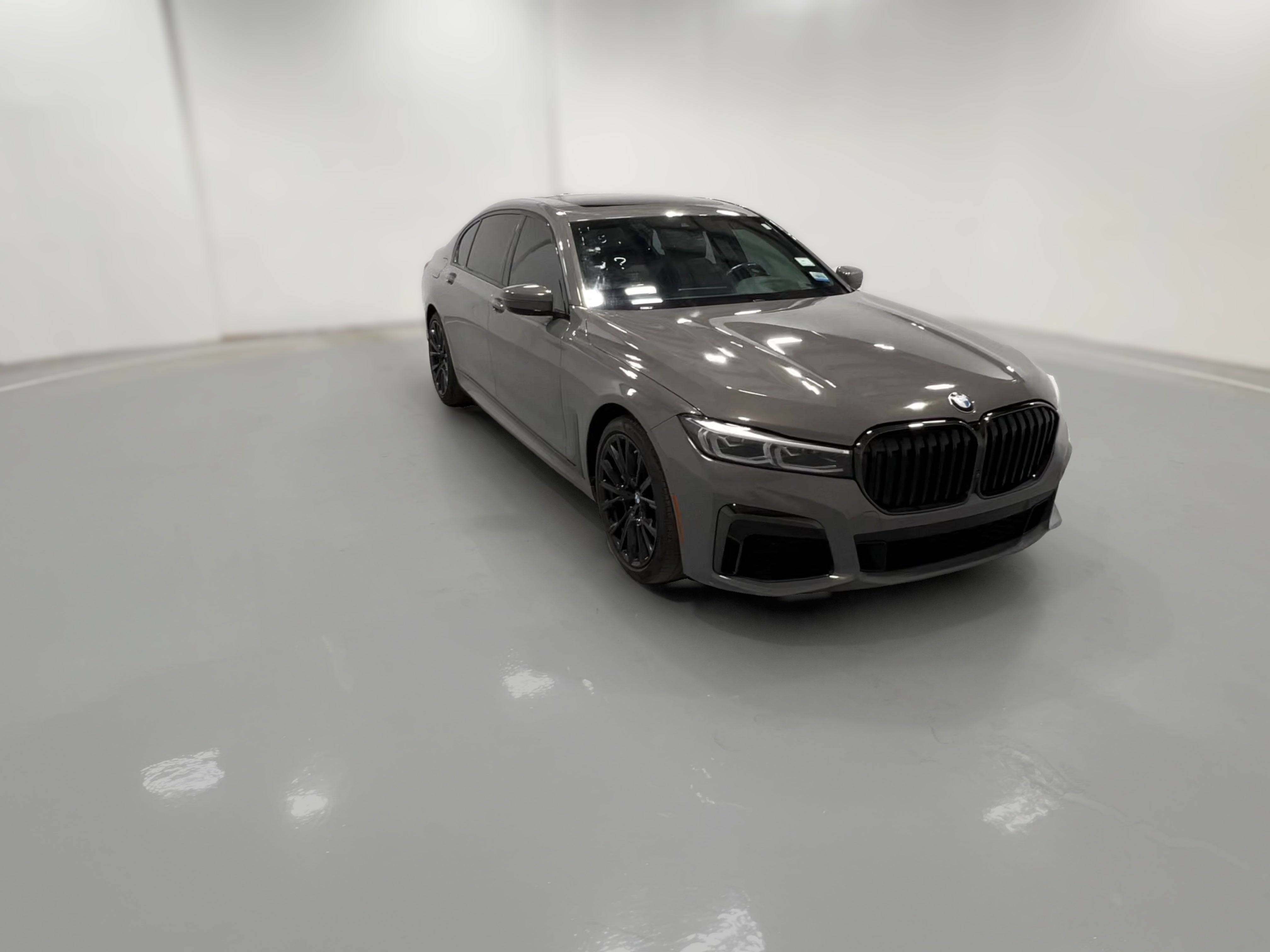 2022 BMW 7 Series 740i - Photo 42