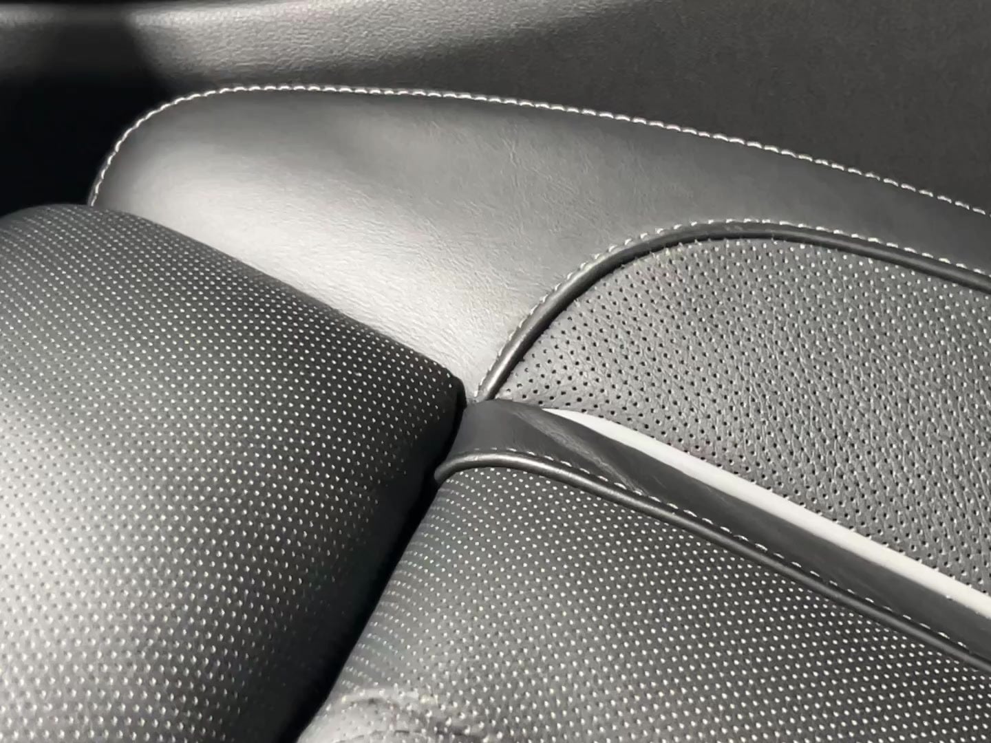 2022 BMW 7 Series 740i - Photo 22