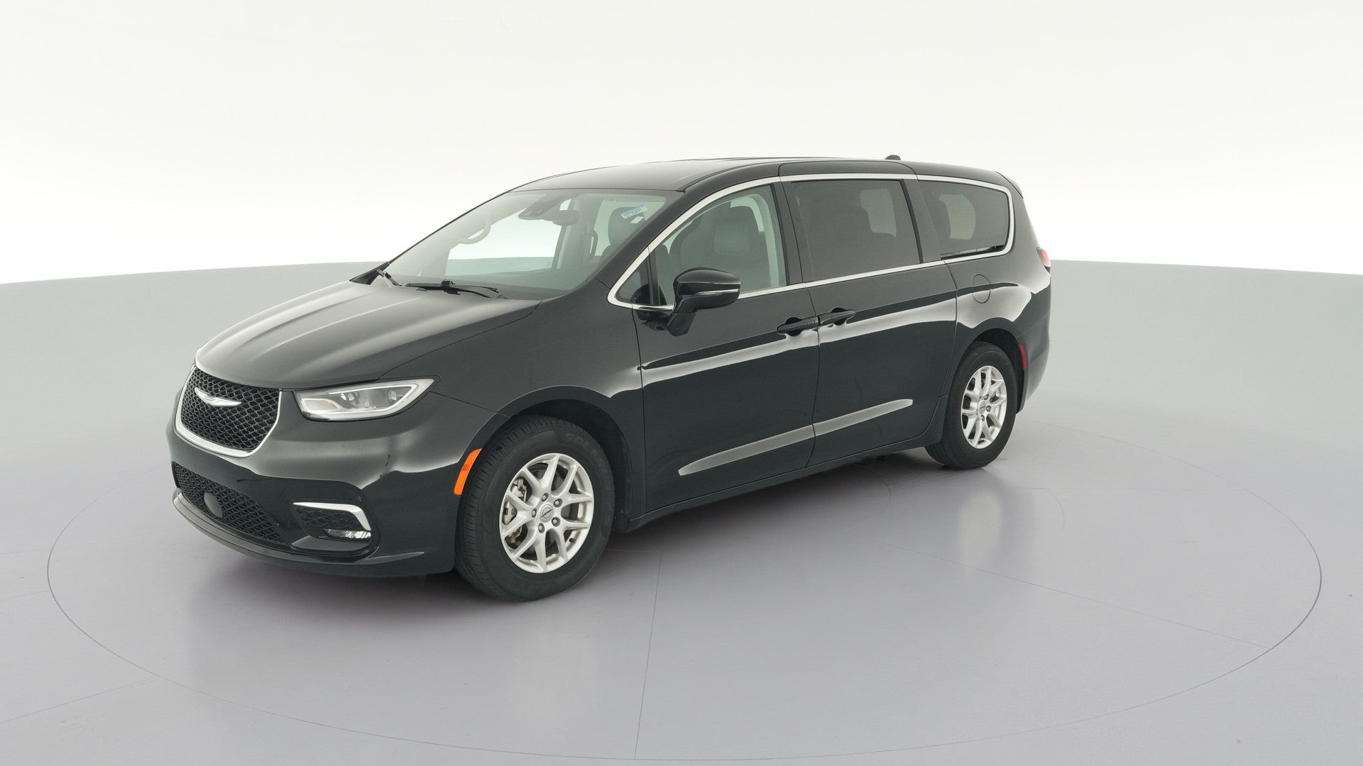 2024 Chrysler Pacifica vehicle photo