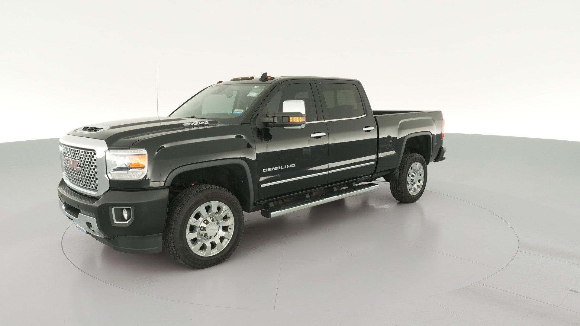 2017 GMC Sierra 2500 HD Crew Cab vehicle photo