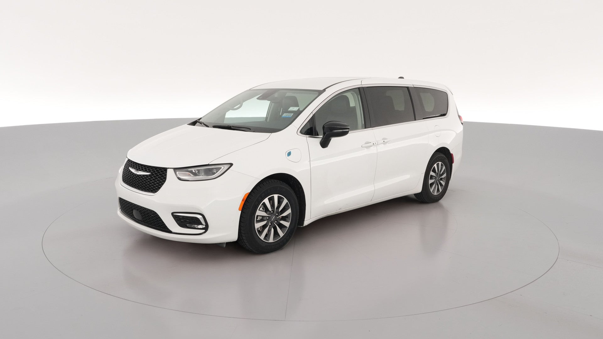 2024 Chrysler Pacifica Hybrid vehicle photo