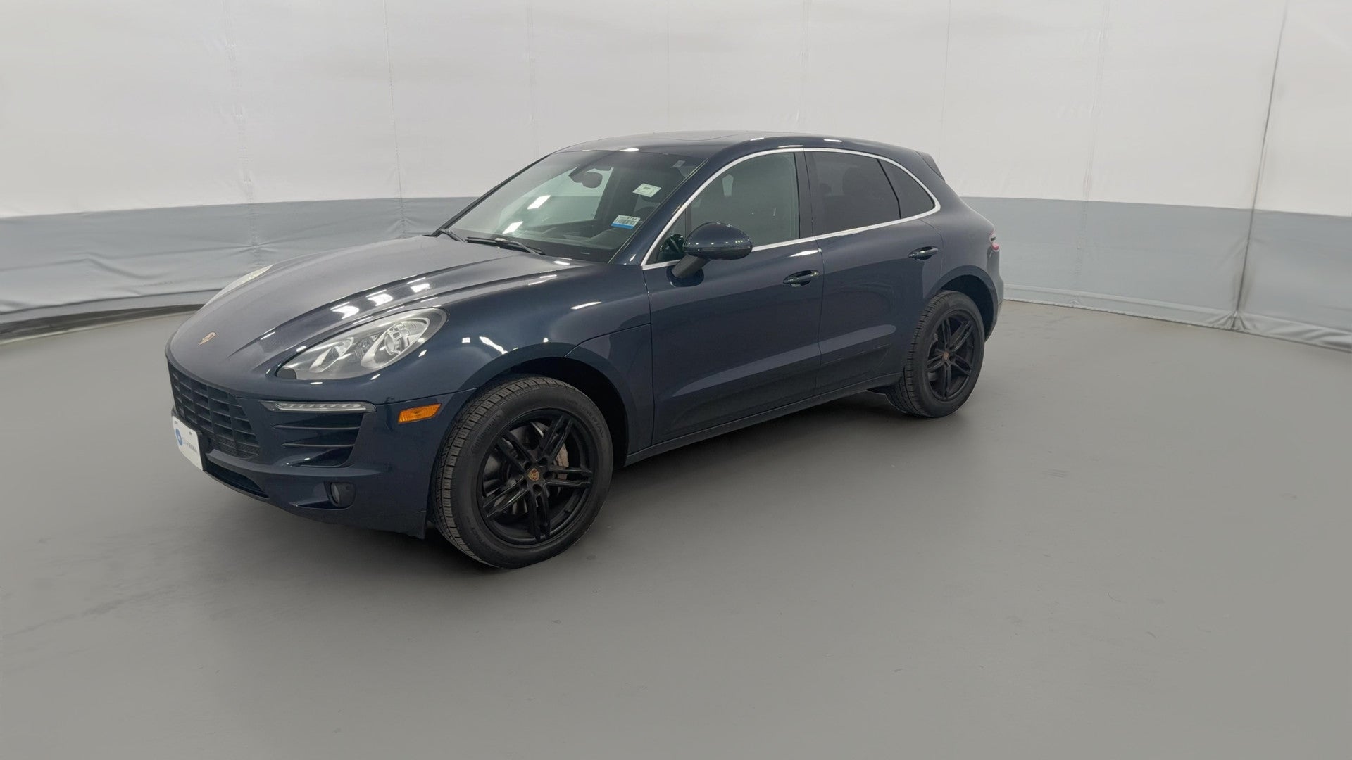 2015 Porsche Macan vehicle photo