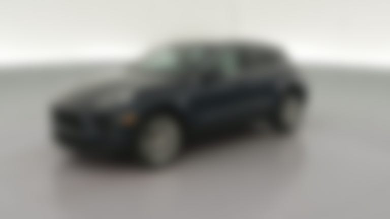 2021 Porsche Macan vehicle photo